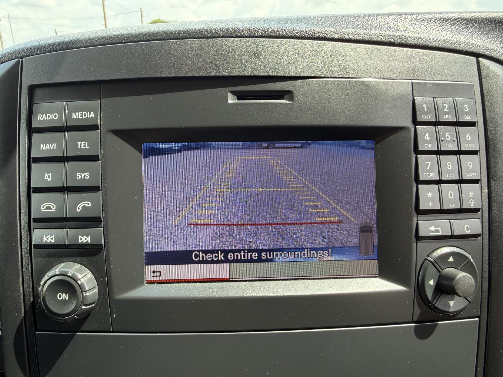 2020 Mercedes-Benz Vito 2.1 114 CDI Premium Panel Van 5dr Diesel G-Tronic+ RWD L2 Euro 6 (s/s) (136 ps) - Thumbnail 45