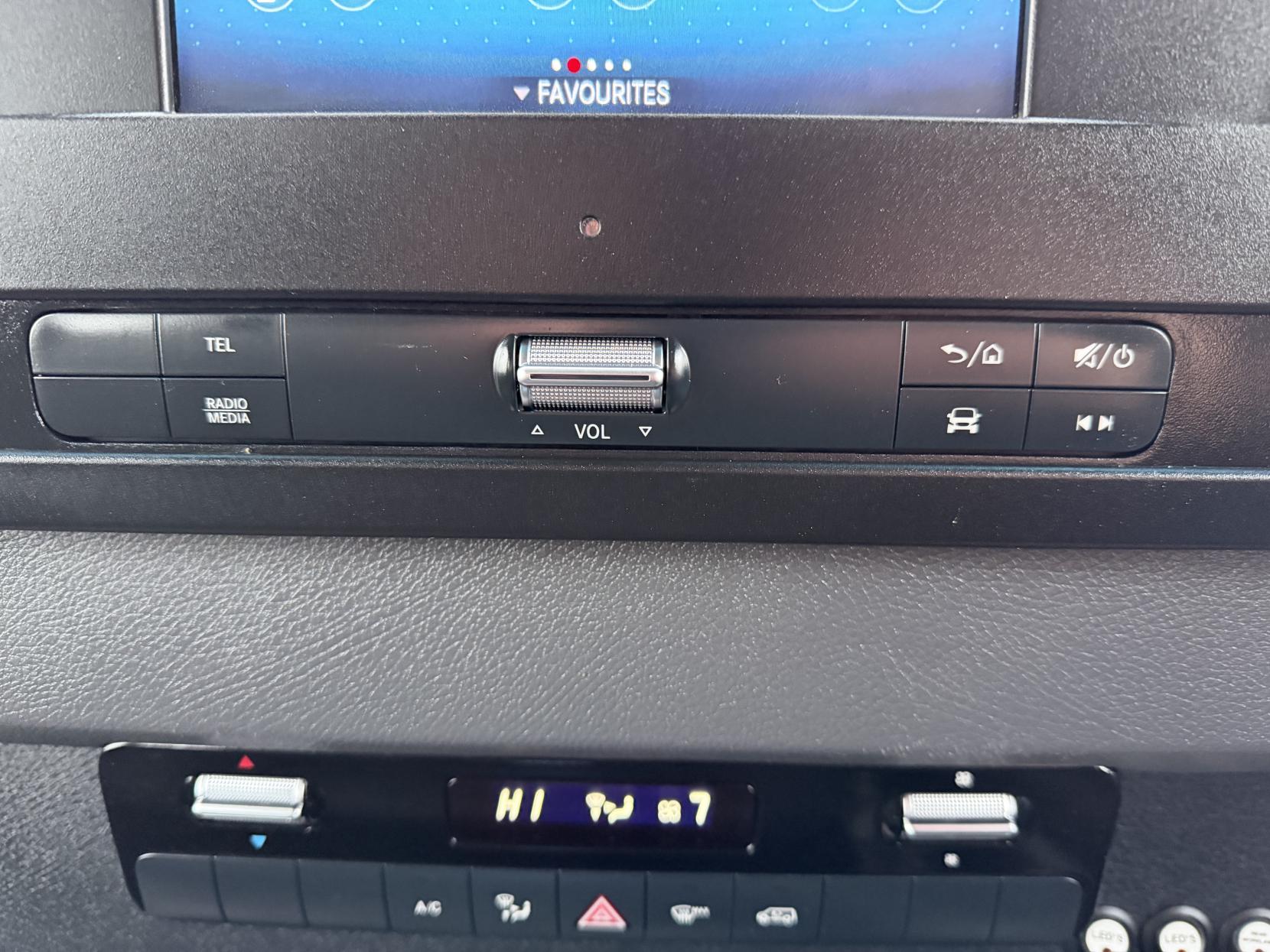 Mercedes-Benz Sprinter 2.0 315 CDI Progressive Panel Van 5dr Diesel G-Tronic RWD L2 H2 Euro 6 (s/s) (150 ps)