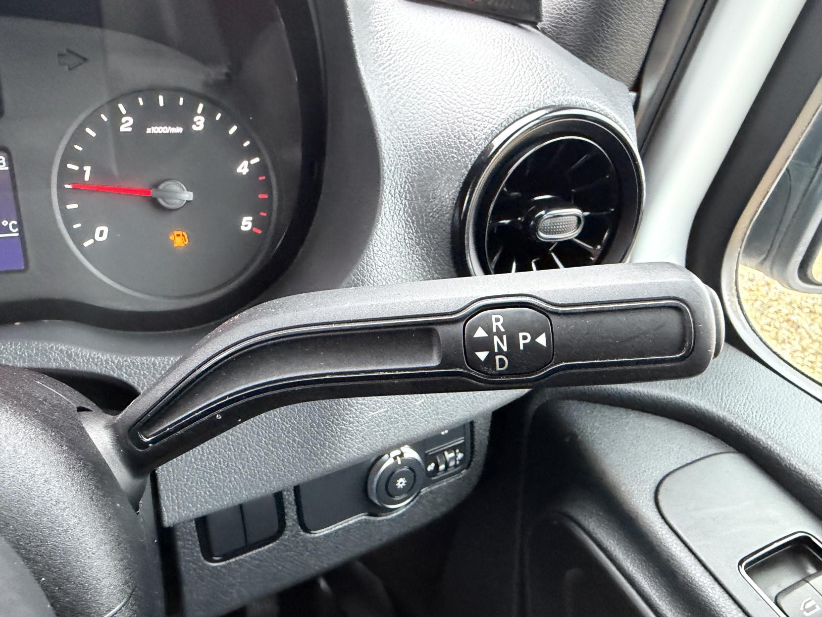 Mercedes-Benz Sprinter 2.0 315 CDI Progressive Panel Van 5dr Diesel G-Tronic RWD L2 H2 Euro 6 (s/s) (150 ps)