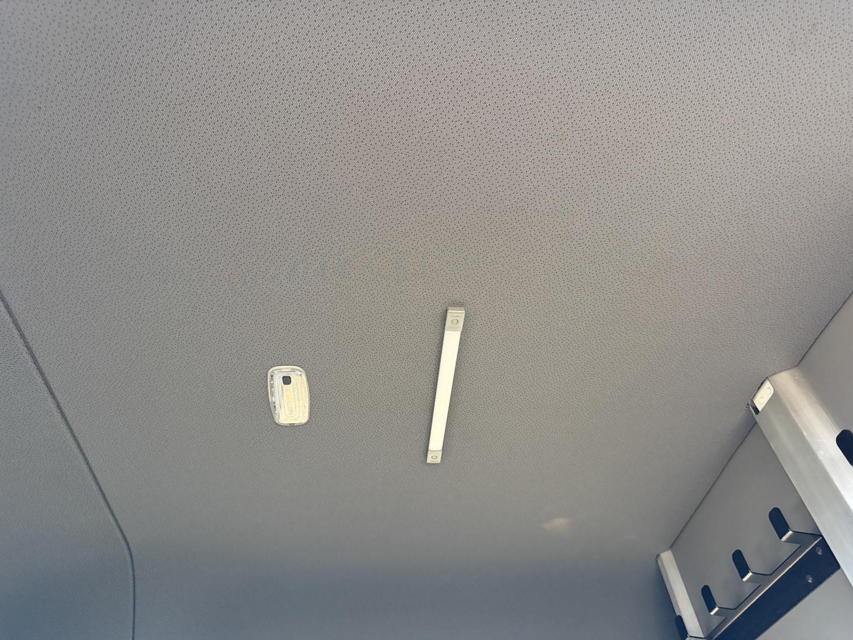 Mercedes-Benz Sprinter 2.0 315 CDI Progressive Panel Van 5dr Diesel G-Tronic RWD L2 H2 Euro 6 (s/s) (150 ps)