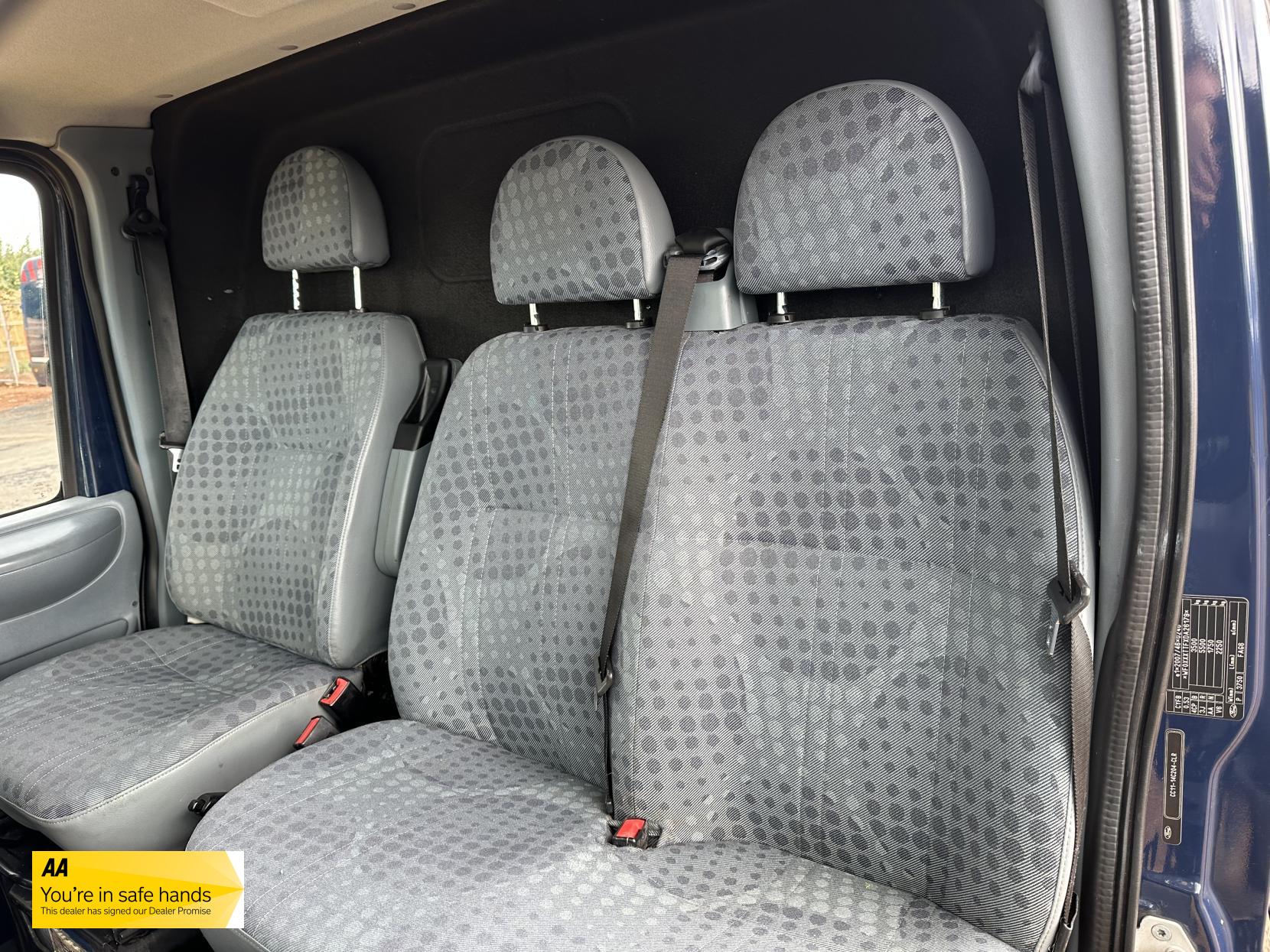Ford Transit 2.2 TDCi 350 Panel Van 3dr Diesel Manual FWD L2 H3 (209 g/km, 123 bhp)