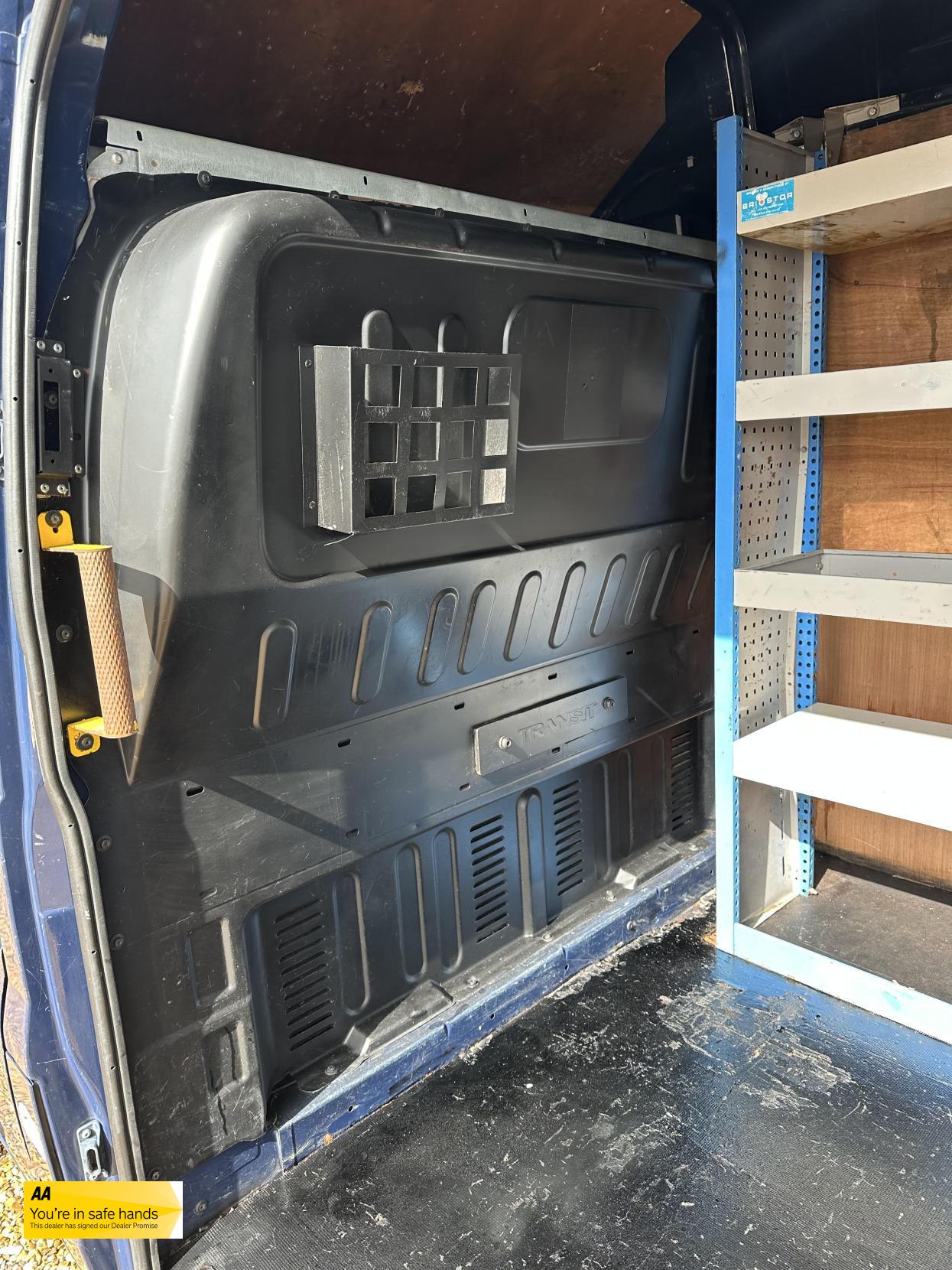 Ford Transit 2.2 TDCi 350 Panel Van 3dr Diesel Manual FWD L2 H3 (209 g/km, 123 bhp)