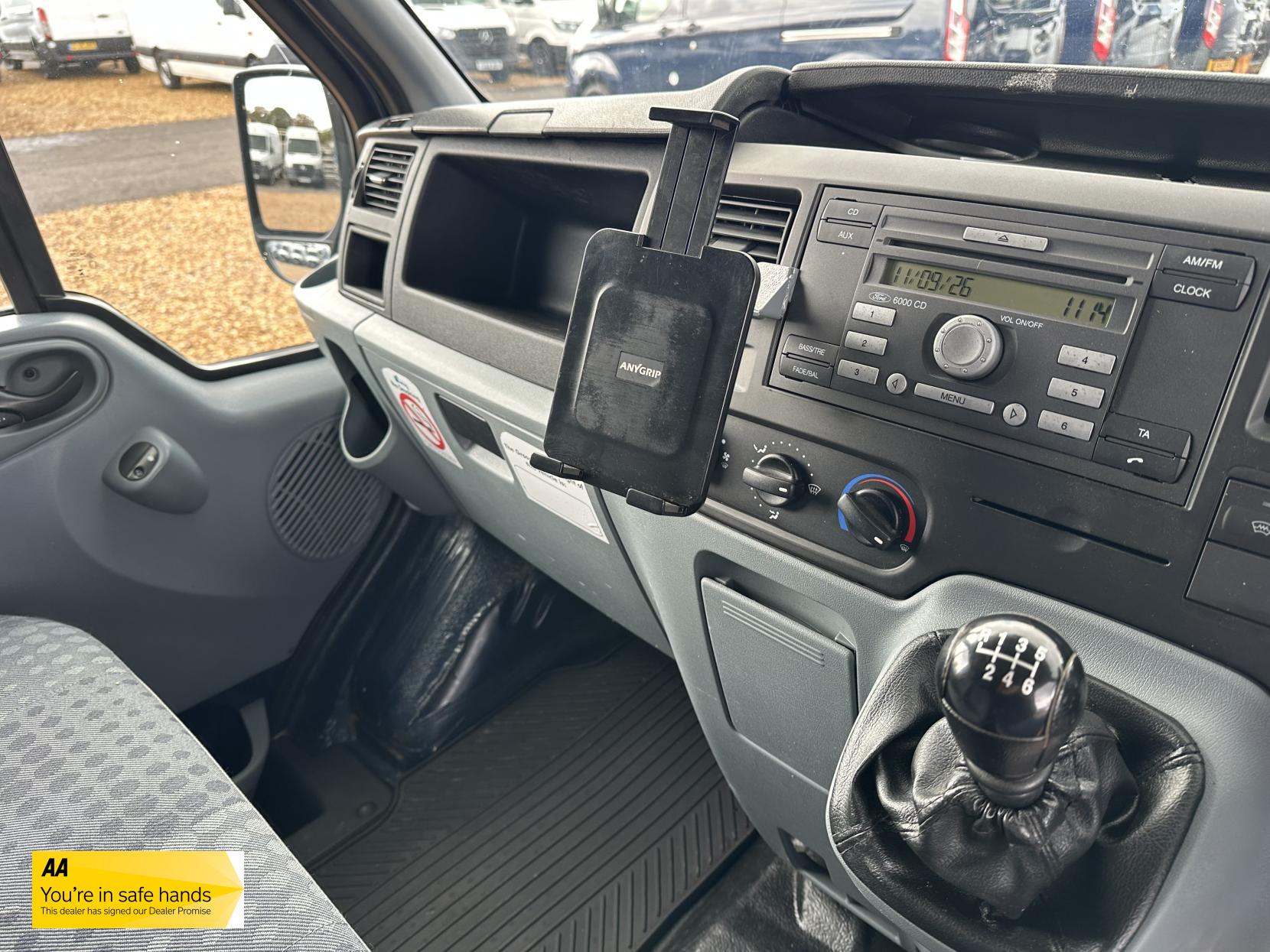 Ford Transit 2.2 TDCi 350 Panel Van 3dr Diesel Manual FWD L2 H3 (209 g/km, 123 bhp)