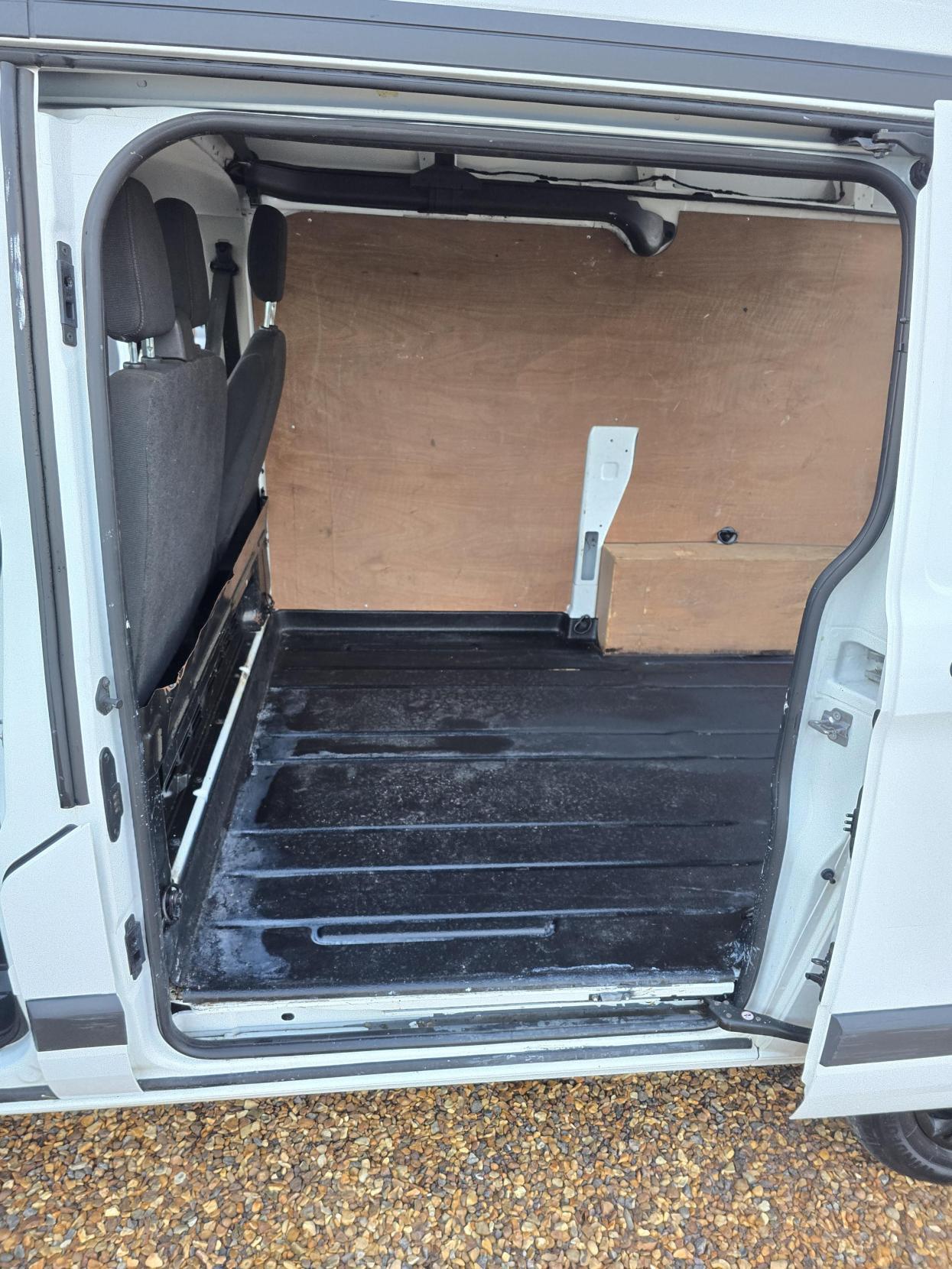 Ford Transit Custom 2.2 TDCi 270 Trend Panel Van 5dr Diesel Manual L1 H1 (186 g/km, 123 bhp)