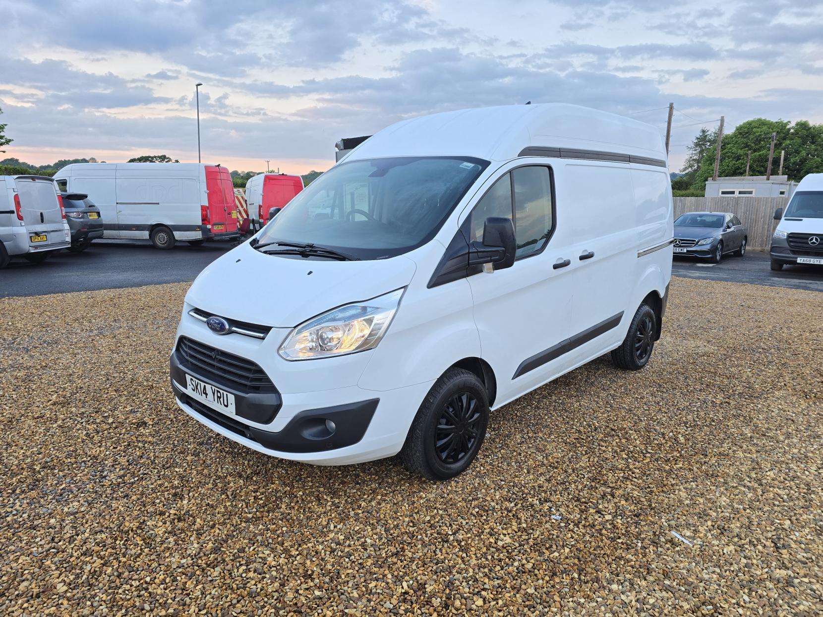 Ford Transit Custom 2.2 TDCi 270 Trend Panel Van 5dr Diesel Manual L1 H1 (186 g/km, 123 bhp)