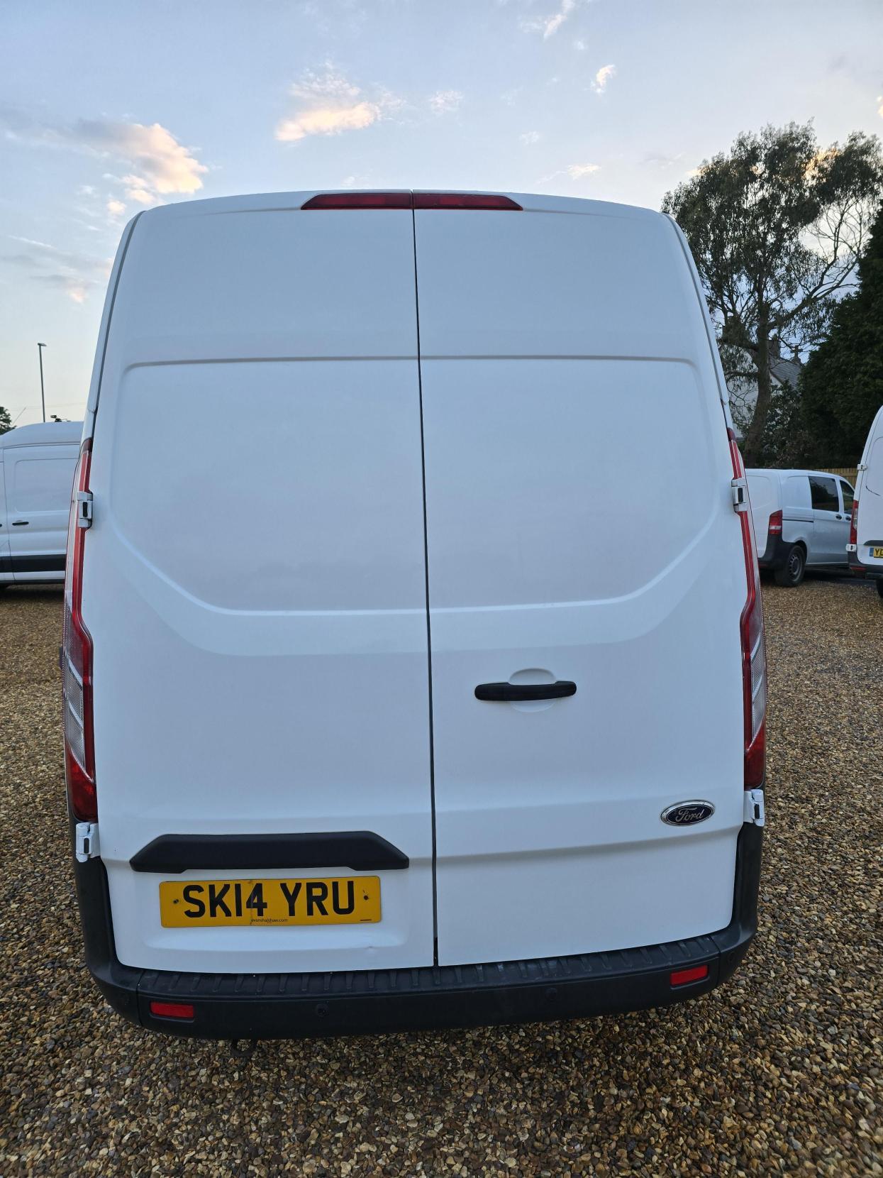Ford Transit Custom 2.2 TDCi 270 Trend Panel Van 5dr Diesel Manual L1 H1 (186 g/km, 123 bhp)