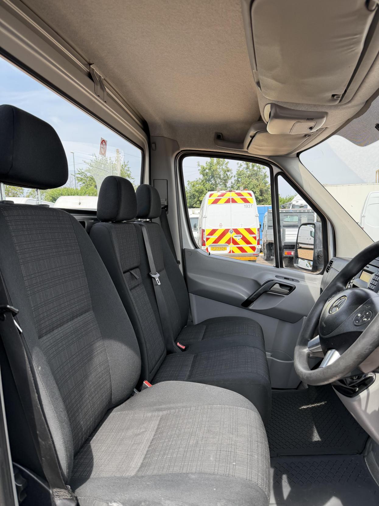 2014 Mercedes-Benz Sprinter 2.1 313 CDI Chassis Cab 2dr Diesel Manual RWD L2 (129 bhp) - Thumbnail 16