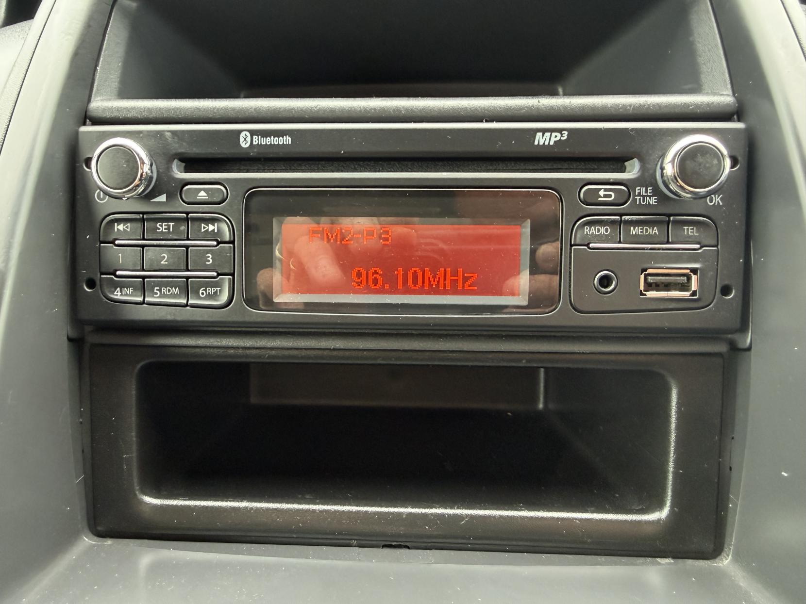 2013 Vauxhall Vivaro 2.0 2900 CDTi ecoFLEX Panel Van 4dr Diesel Manual FWD L1 (180 g/km, 113 bhp) - Thumbnail 42