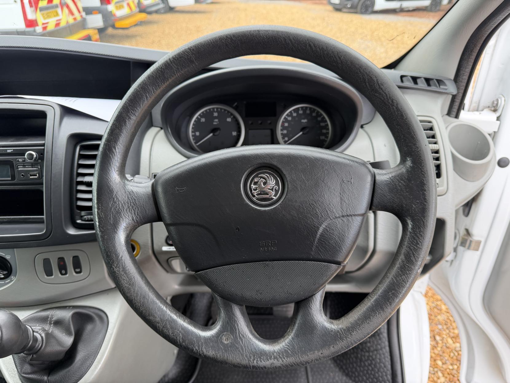 2013 Vauxhall Vivaro 2.0 2900 CDTi ecoFLEX Panel Van 4dr Diesel Manual FWD L1 (180 g/km, 113 bhp) - Thumbnail 38