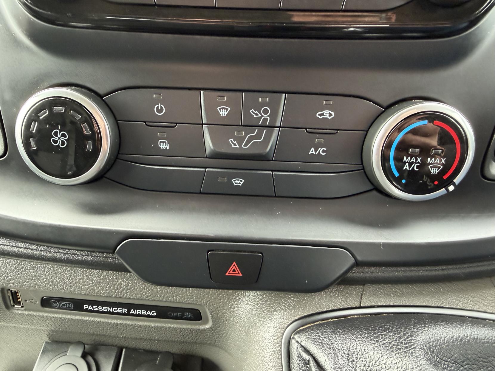 Ford Transit 2.0 350 EcoBlue Leader Panel Van 5dr Diesel Manual RWD L2 H3 Euro 6 (s/s) (130 ps)