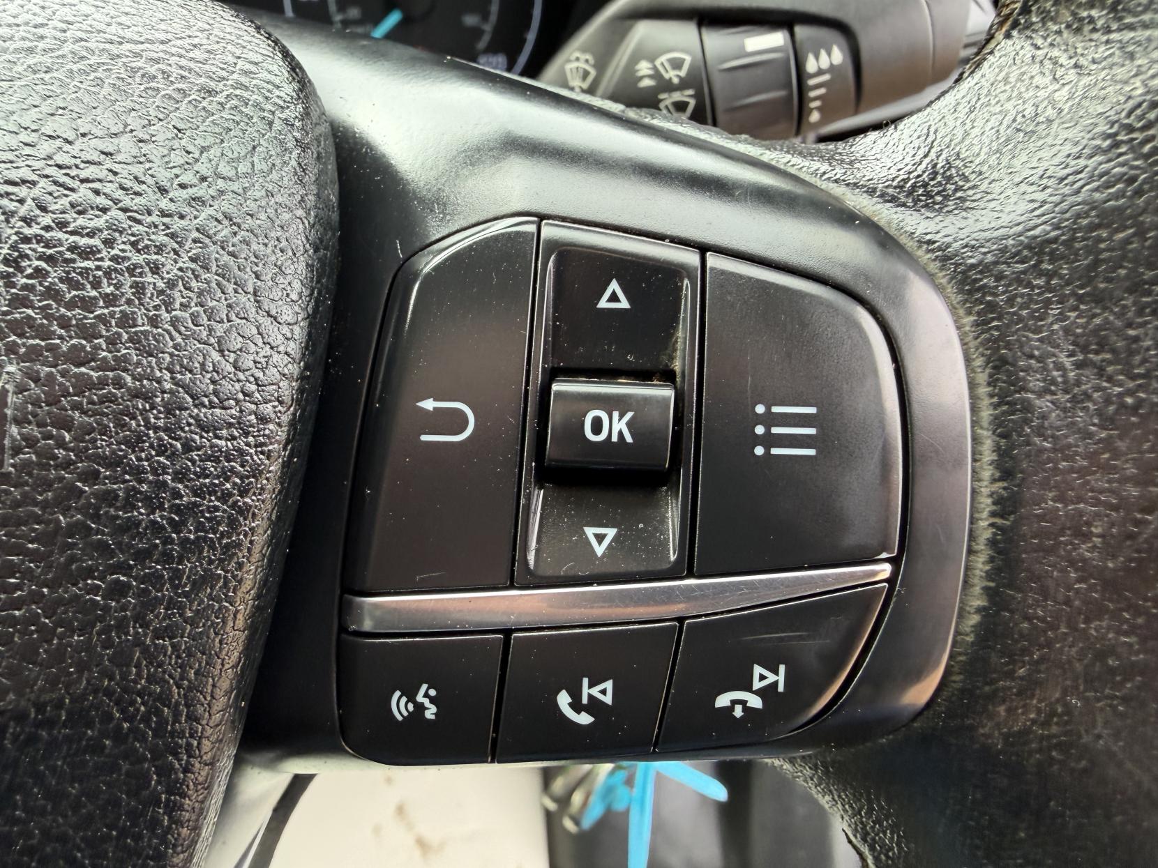 Ford Transit 2.0 350 EcoBlue Leader Panel Van 5dr Diesel Manual RWD L2 H3 Euro 6 (s/s) (130 ps)