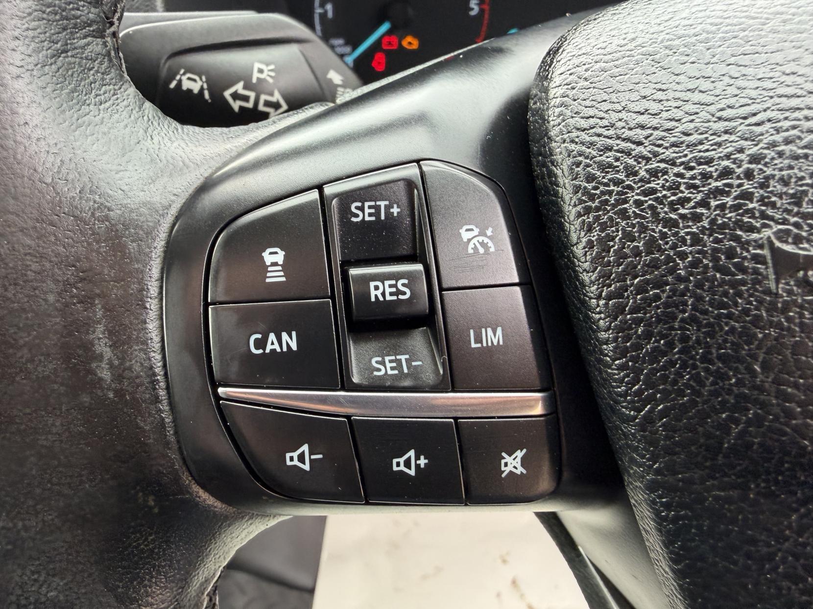 Ford Transit 2.0 350 EcoBlue Leader Panel Van 5dr Diesel Manual RWD L2 H3 Euro 6 (s/s) (130 ps)