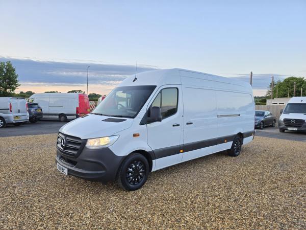 Mercedes-Benz Sprinter 2.1 311 CDI Panel Van 5dr Diesel Manual RWD L3 H2 Euro 6 (114 ps)