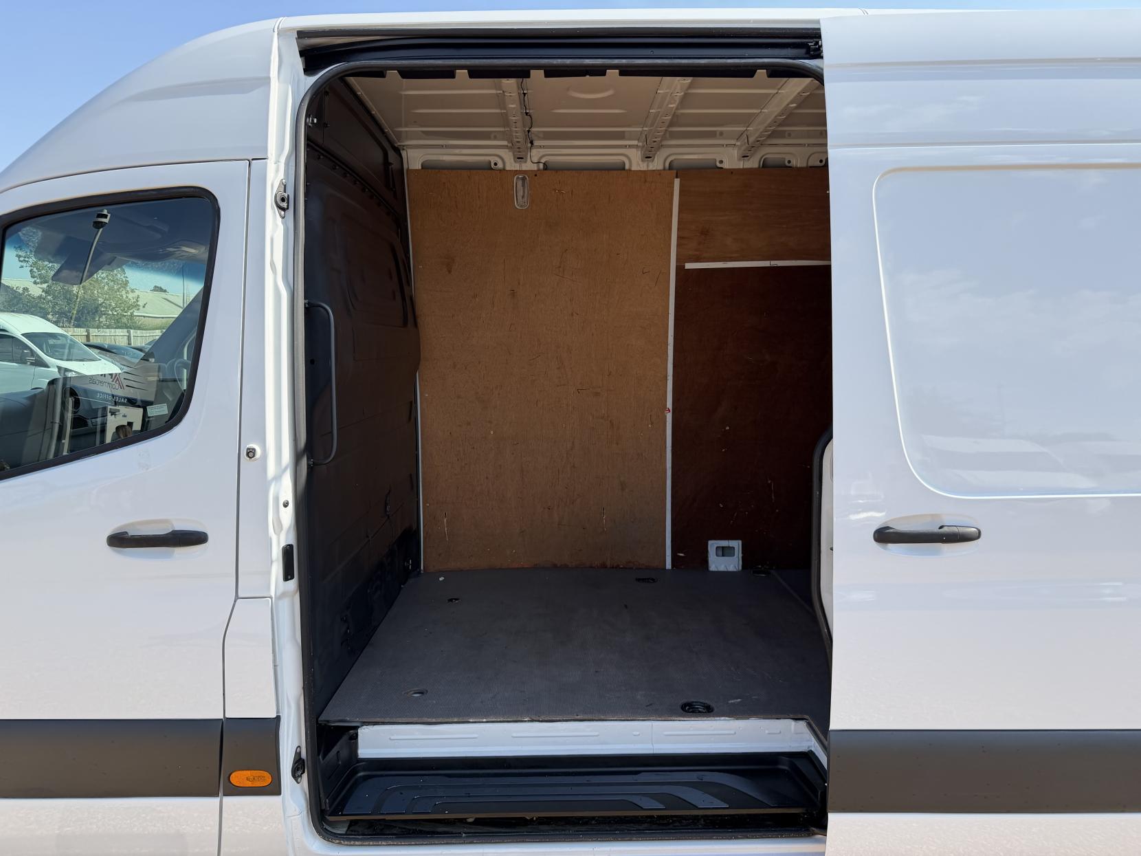 2020 Mercedes-Benz Sprinter 2.1 311 CDI Panel Van 5dr Diesel Manual RWD L3 H2 Euro 6 (114 ps) - Thumbnail 27