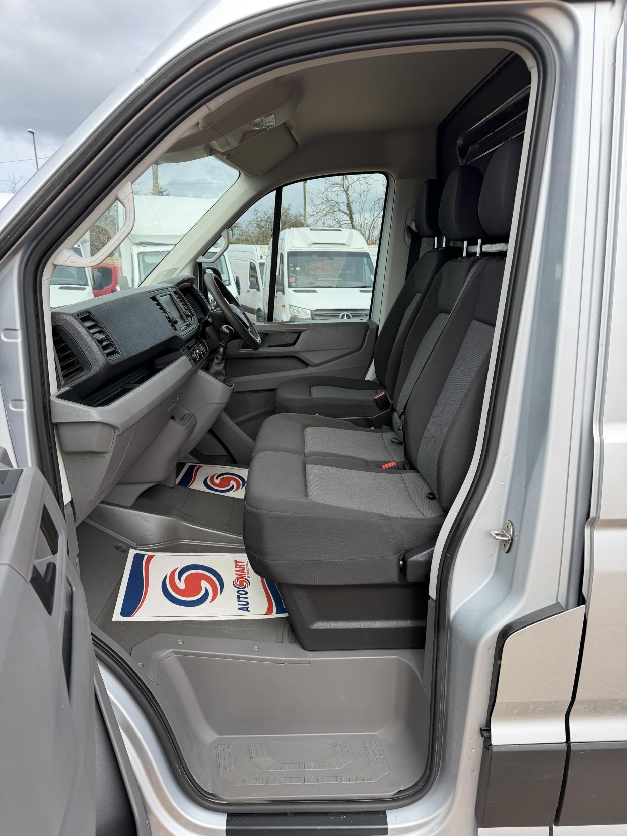 Volkswagen Crafter 2.0 TDI CR35 BlueMotion Tech Trendline Panel Van 5dr Diesel Manual FWD LWB High Roof Euro 6 (s/s) (140 ps)