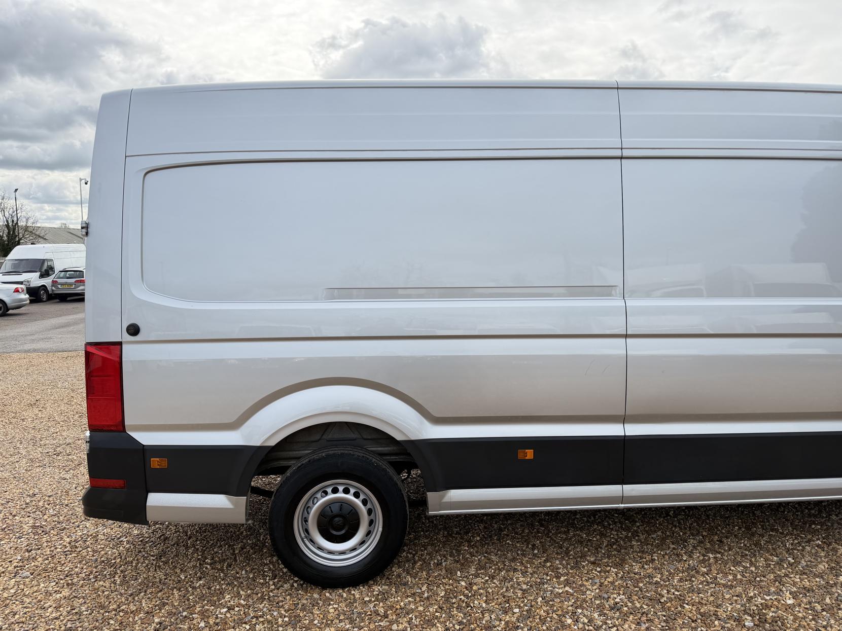 Volkswagen Crafter 2.0 TDI CR35 BlueMotion Tech Trendline Panel Van 5dr Diesel Manual FWD LWB High Roof Euro 6 (s/s) (140 ps)