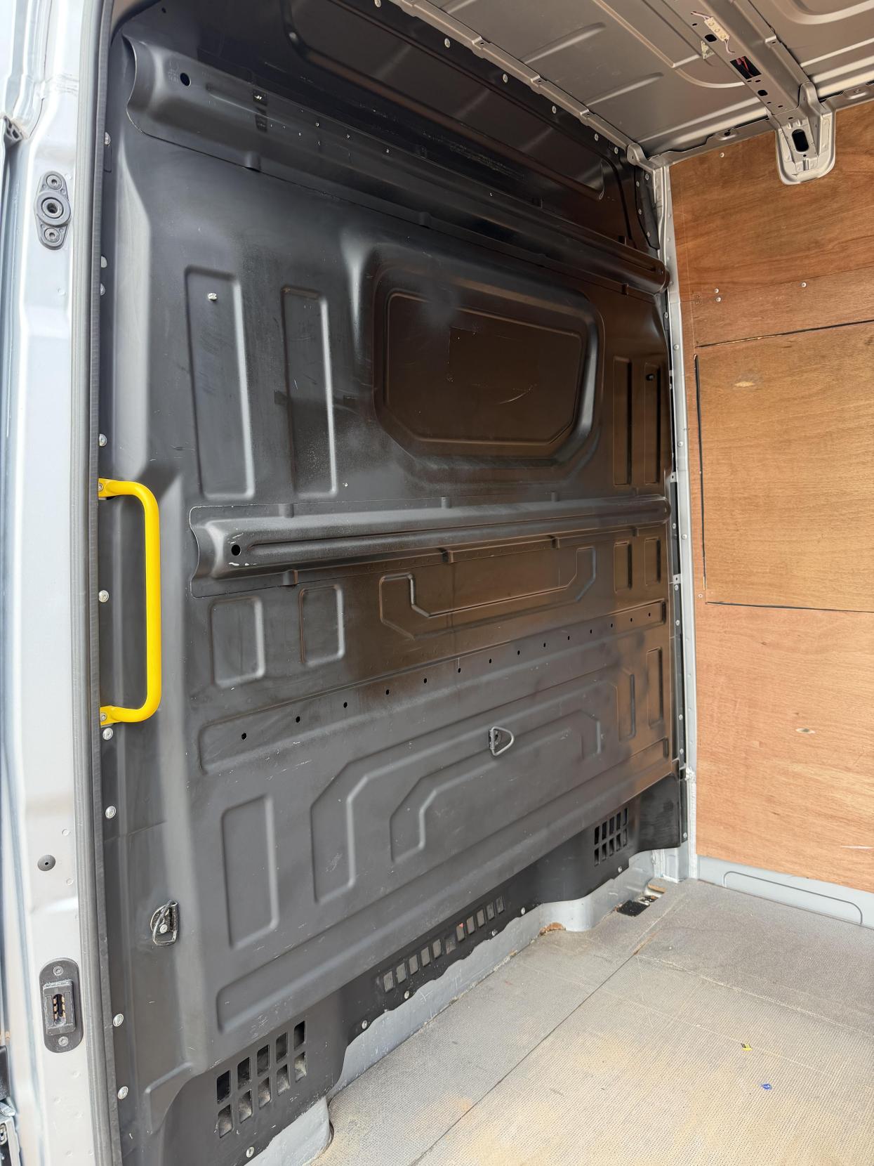 Volkswagen Crafter 2.0 TDI CR35 BlueMotion Tech Trendline Panel Van 5dr Diesel Manual FWD LWB High Roof Euro 6 (s/s) (140 ps)