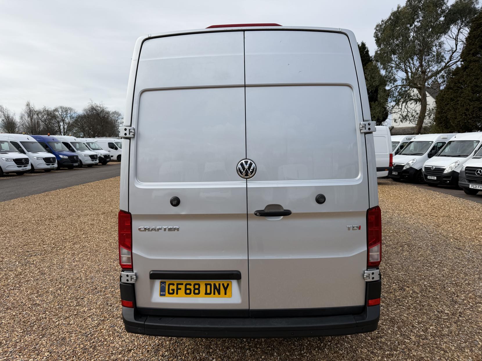 Volkswagen Crafter 2.0 TDI CR35 BlueMotion Tech Trendline Panel Van 5dr Diesel Manual FWD LWB High Roof Euro 6 (s/s) (140 ps)