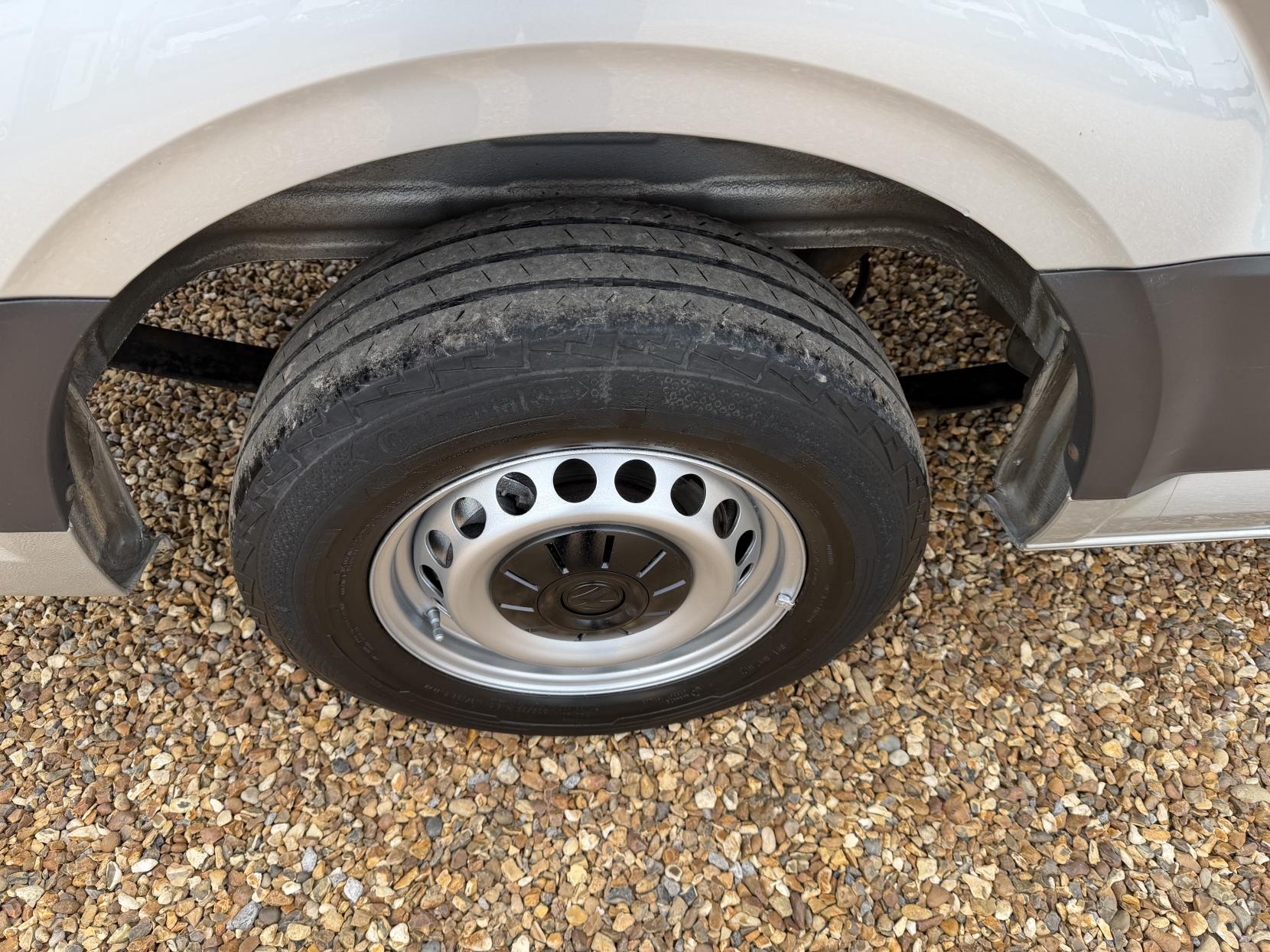 Volkswagen Crafter 2.0 TDI CR35 BlueMotion Tech Trendline Panel Van 5dr Diesel Manual FWD LWB High Roof Euro 6 (s/s) (140 ps)