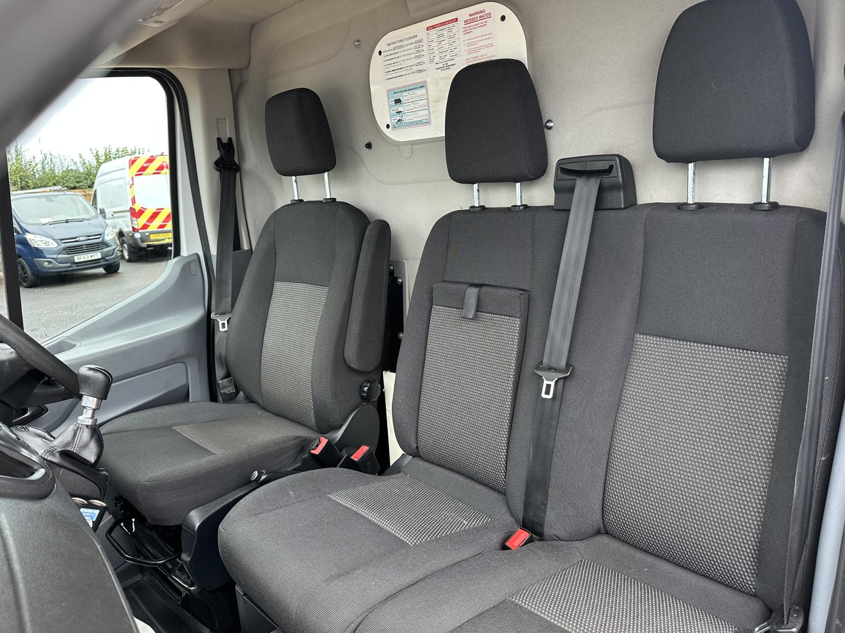 Ford Transit 2.0 350 EcoBlue Panel Van 5dr Diesel Manual RWD L2 H3 Euro 6 (170 ps)