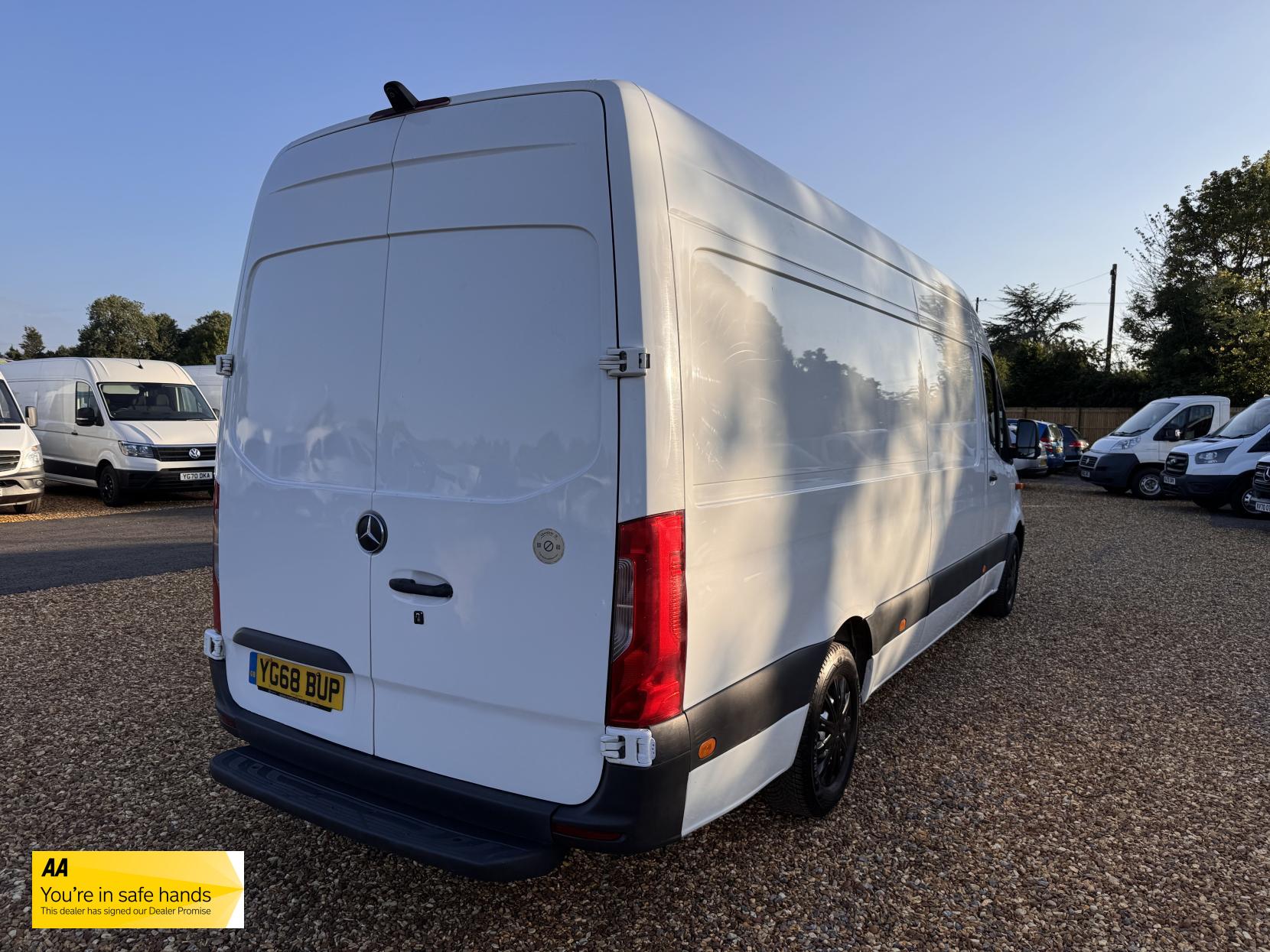 Mercedes-Benz Sprinter 2.1 311 CDI Panel Van 5dr Diesel Manual RWD L3 H2 Euro 6 (114 ps)