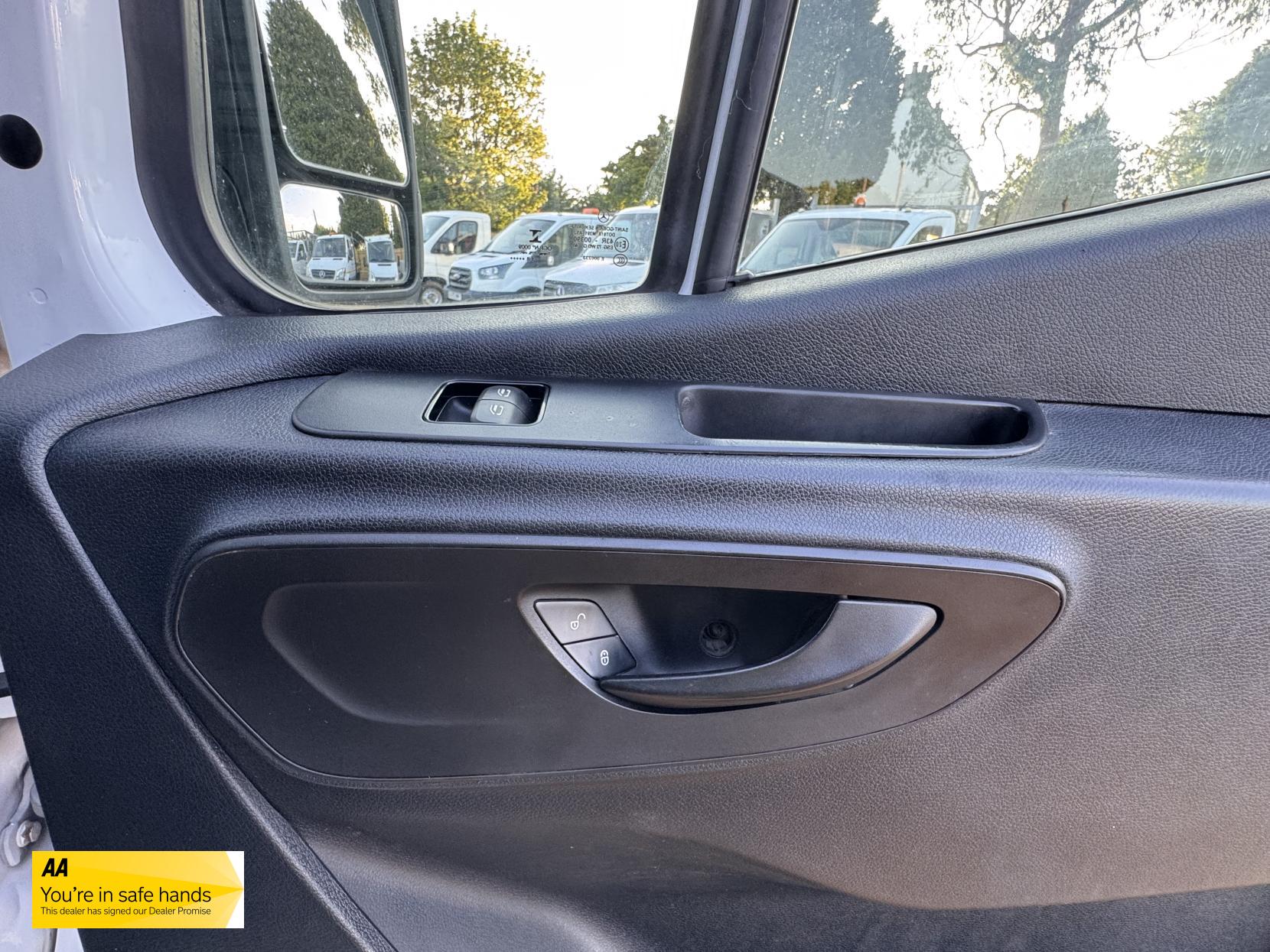 Mercedes-Benz Sprinter 2.1 311 CDI Panel Van 5dr Diesel Manual RWD L3 H2 Euro 6 (114 ps)