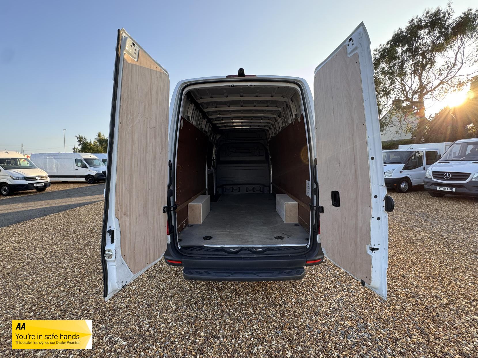 Mercedes-Benz Sprinter 2.1 311 CDI Panel Van 5dr Diesel Manual RWD L3 H2 Euro 6 (114 ps)