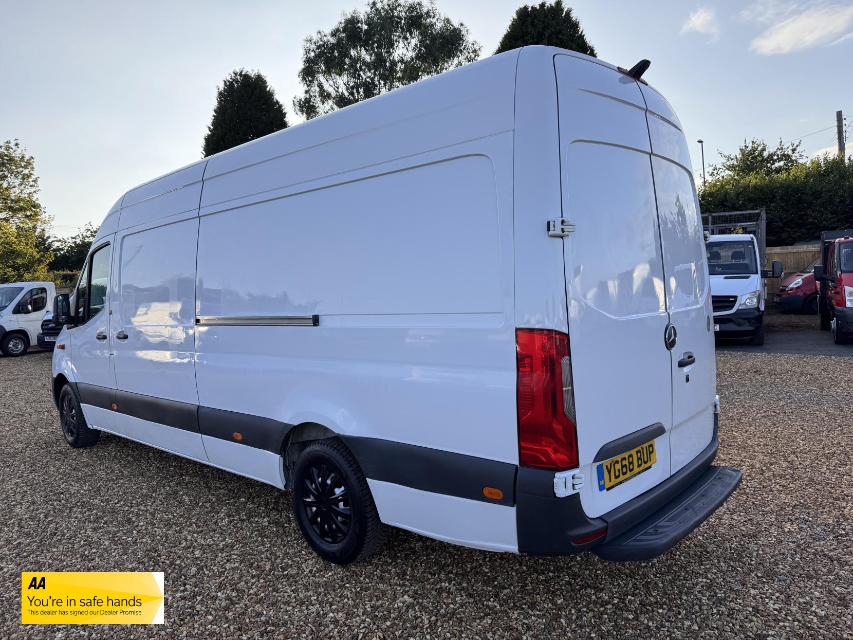 Mercedes-Benz Sprinter 2.1 311 CDI Panel Van 5dr Diesel Manual RWD L3 H2 Euro 6 (114 ps)