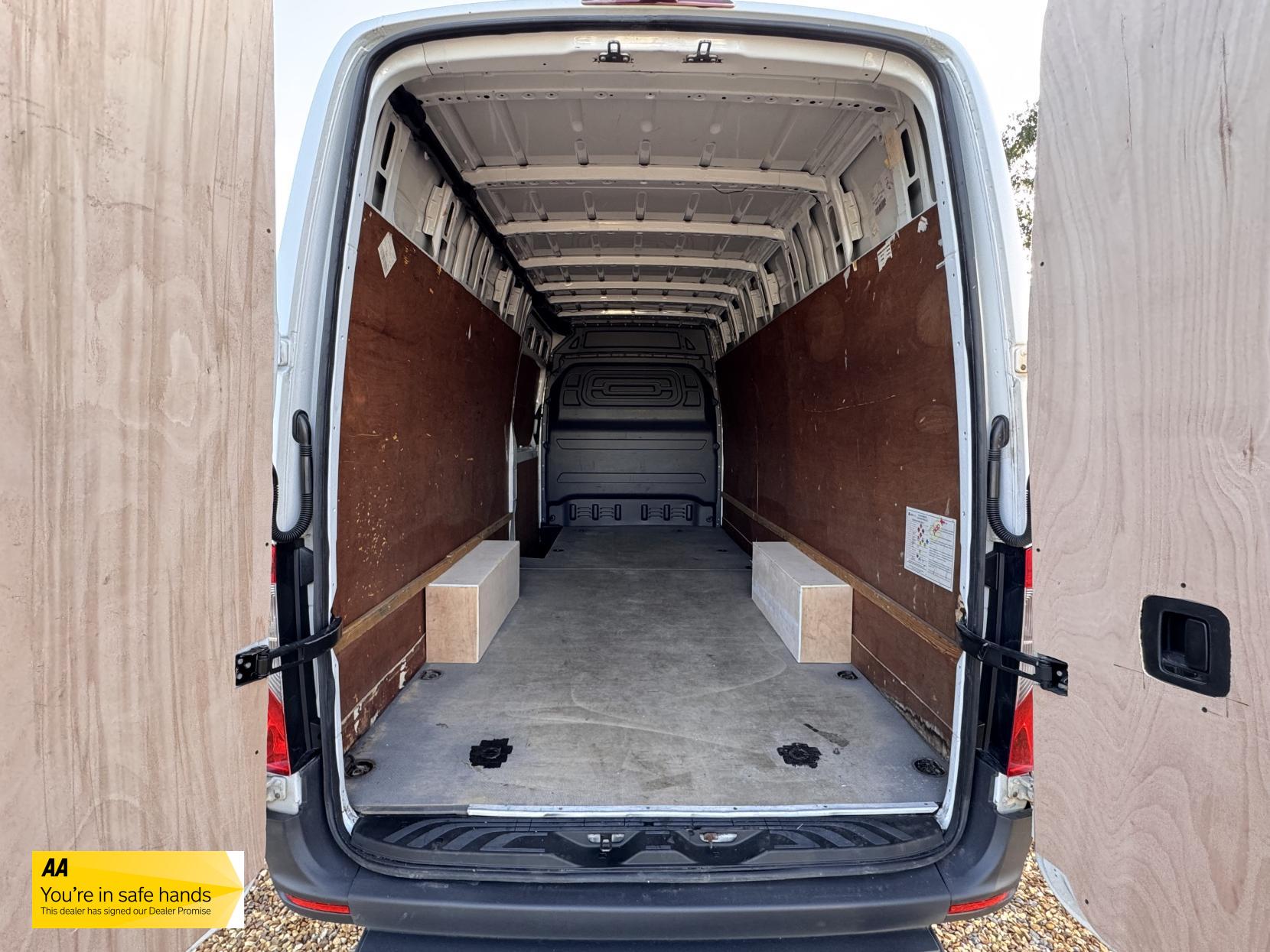 Mercedes-Benz Sprinter 2.1 311 CDI Panel Van 5dr Diesel Manual RWD L3 H2 Euro 6 (114 ps)
