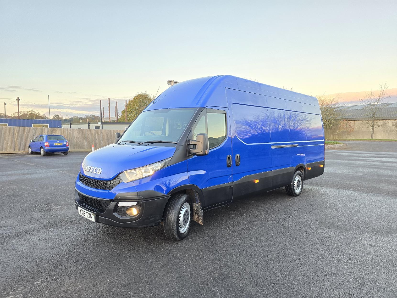 Iveco Daily 2.3 TD 13V Plus 35S 4100 Panel Van 4dr Diesel Manual L3 H3 (204 g/km, 126 bhp)