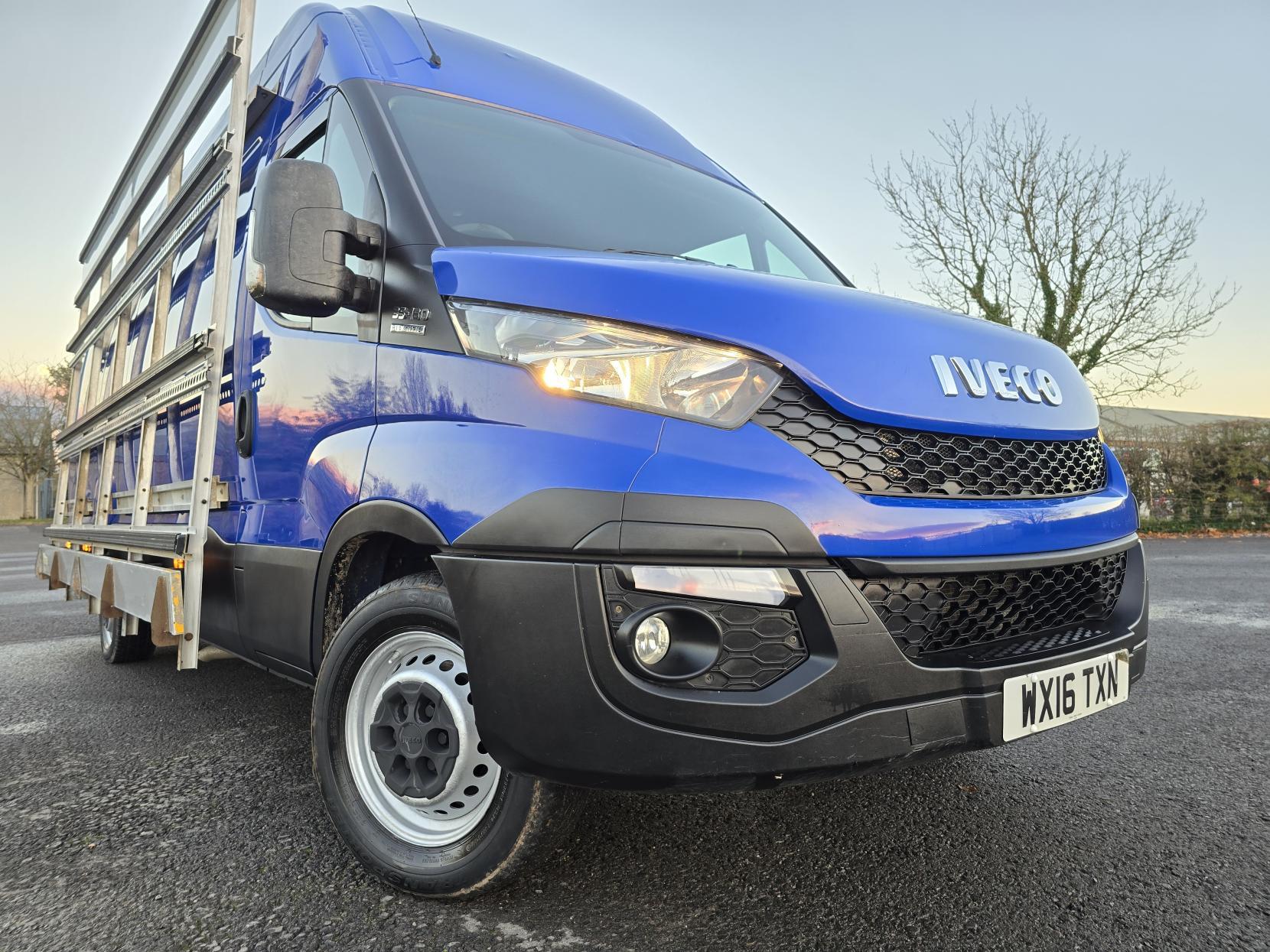 Iveco Daily 2.3 TD 13V Plus 35S 4100 Panel Van 4dr Diesel Manual L3 H3 (204 g/km, 126 bhp)