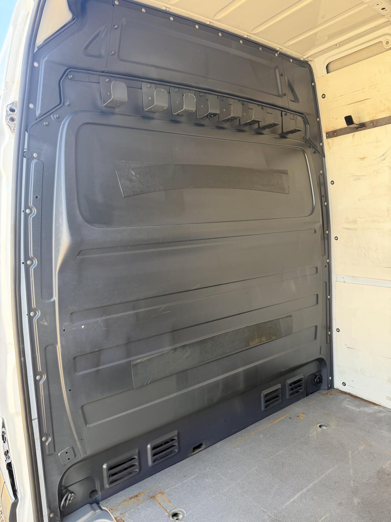 2015 Mercedes-Benz Sprinter 2.1 313 CDi Panel Van 4dr Diesel Manual RWD L2 (129 bhp) - Thumbnail 30