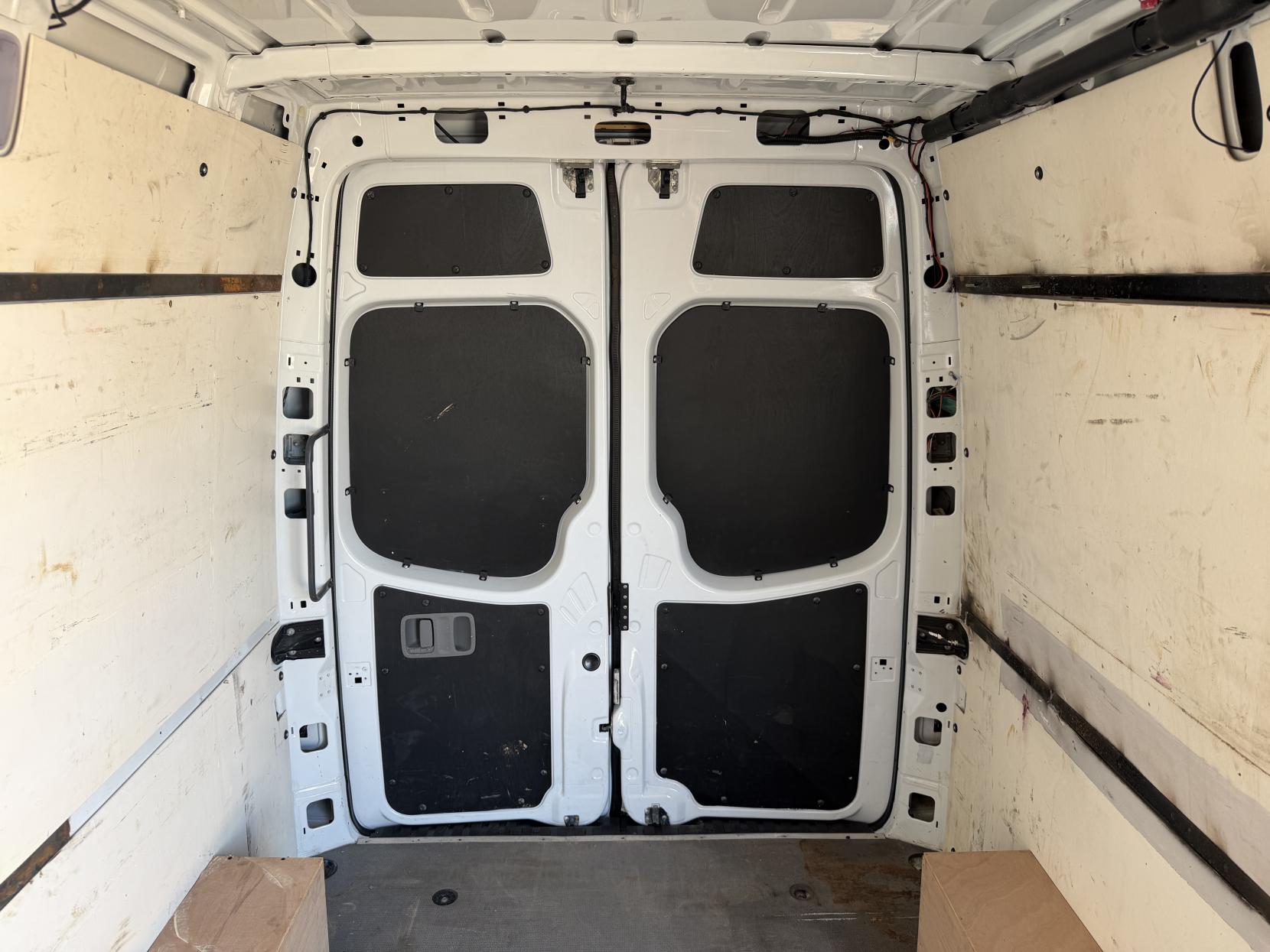 2015 Mercedes-Benz Sprinter 2.1 313 CDi Panel Van 4dr Diesel Manual RWD L2 (129 bhp) - Thumbnail 34