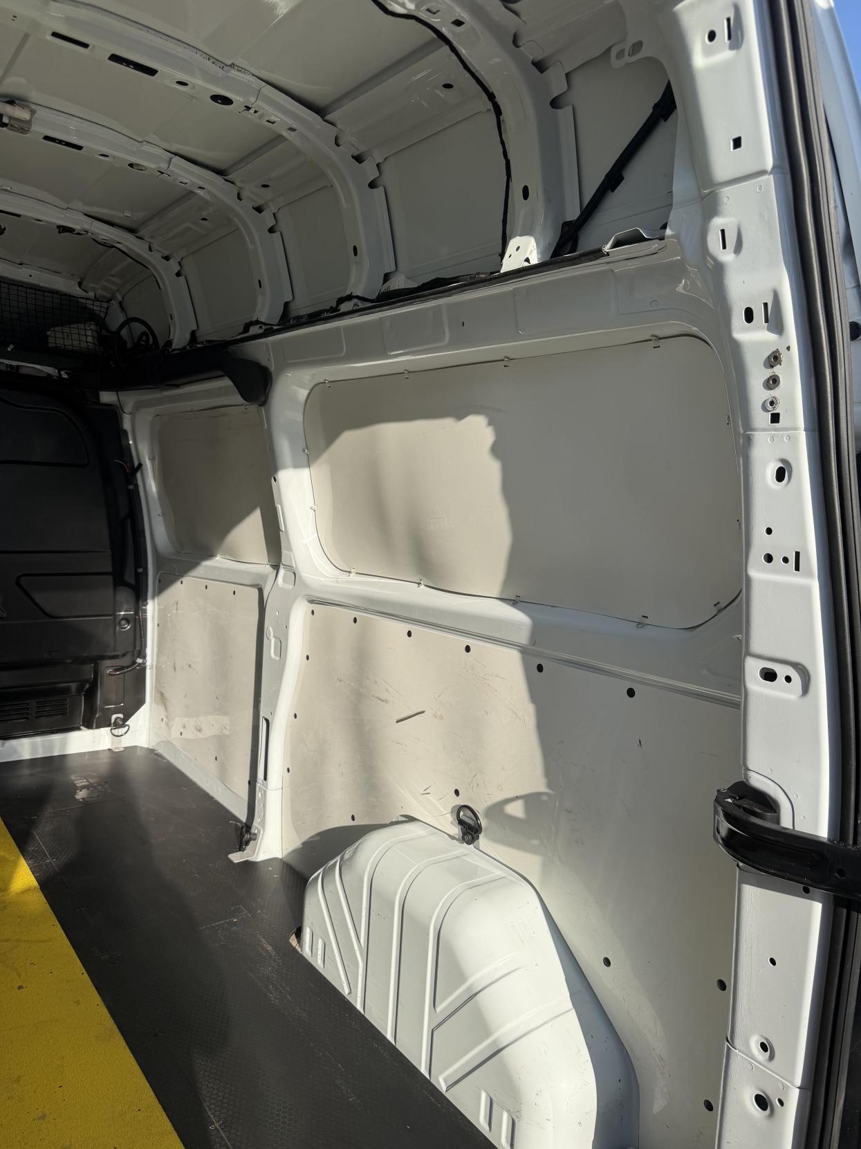 2019 Ford Transit Custom 2.0 320 EcoBlue Panel Van 5dr Diesel Manual L2 H2 Euro 6 (130 ps) - Thumbnail 41