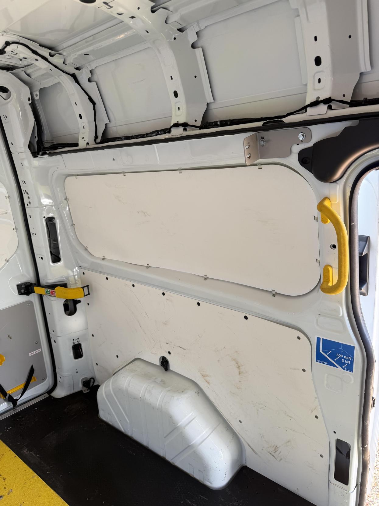 2019 Ford Transit Custom 2.0 320 EcoBlue Panel Van 5dr Diesel Manual L2 H2 Euro 6 (130 ps) - Thumbnail 35