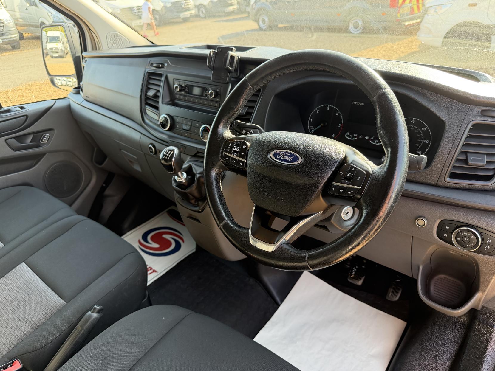 2019 Ford Transit Custom 2.0 320 EcoBlue Panel Van 5dr Diesel Manual L2 H2 Euro 6 (130 ps) - Thumbnail 2