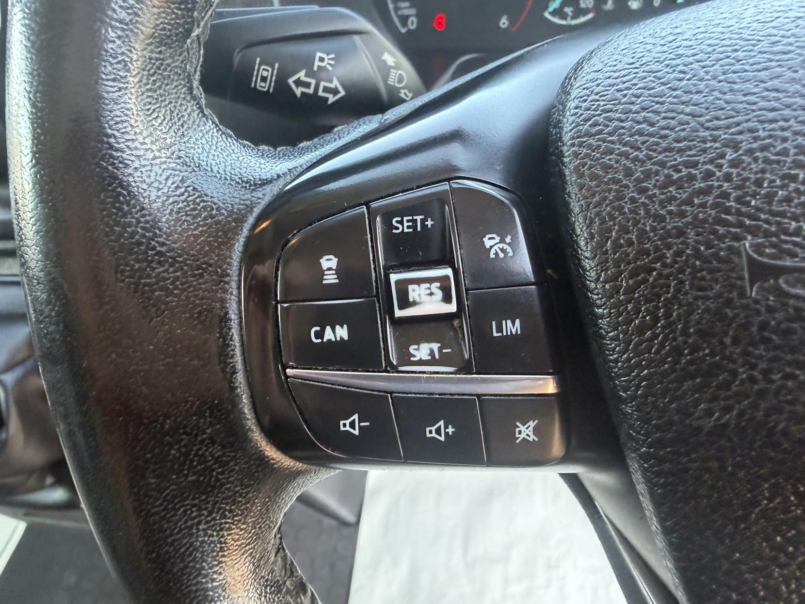 2019 Ford Transit Custom 2.0 320 EcoBlue Panel Van 5dr Diesel Manual L2 H2 Euro 6 (130 ps) - Thumbnail 18
