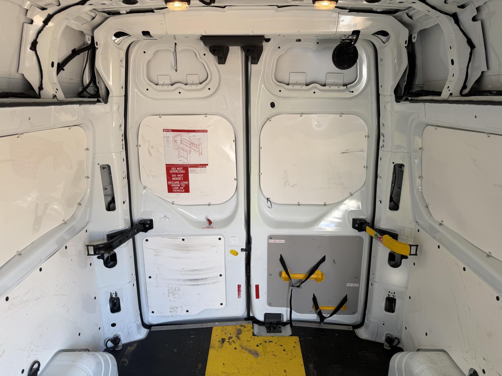 2019 Ford Transit Custom 2.0 320 EcoBlue Panel Van 5dr Diesel Manual L2 H2 Euro 6 (130 ps) - Thumbnail 36