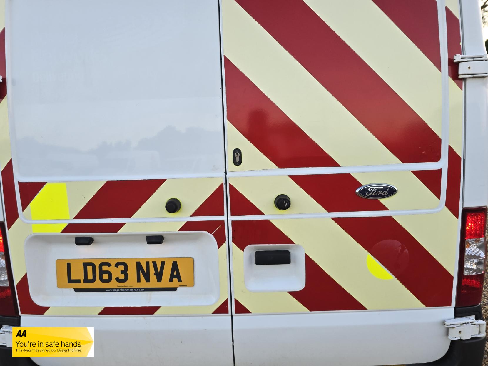 Ford Transit 2.2 TDCi 350 Panel Van 3dr Diesel Manual RWD L3 H3 (224 g/km, 98 bhp)