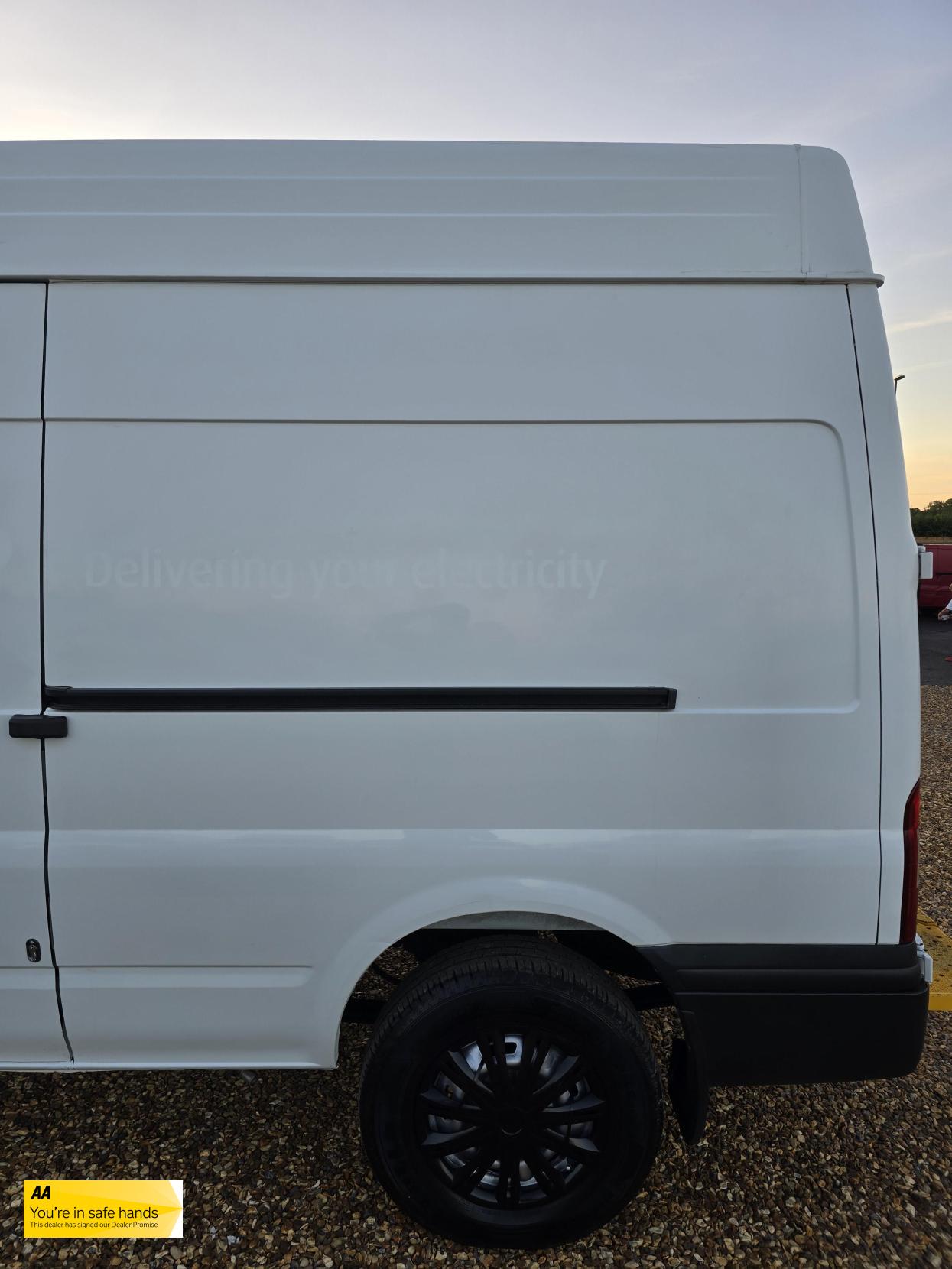 Ford Transit 2.2 TDCi 350 Panel Van 3dr Diesel Manual RWD L3 H3 (224 g/km, 98 bhp)