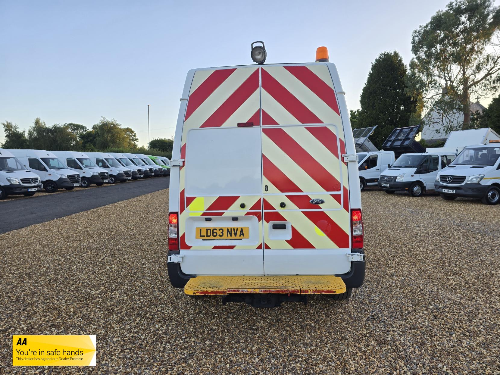 Ford Transit 2.2 TDCi 350 Panel Van 3dr Diesel Manual RWD L3 H3 (224 g/km, 98 bhp)
