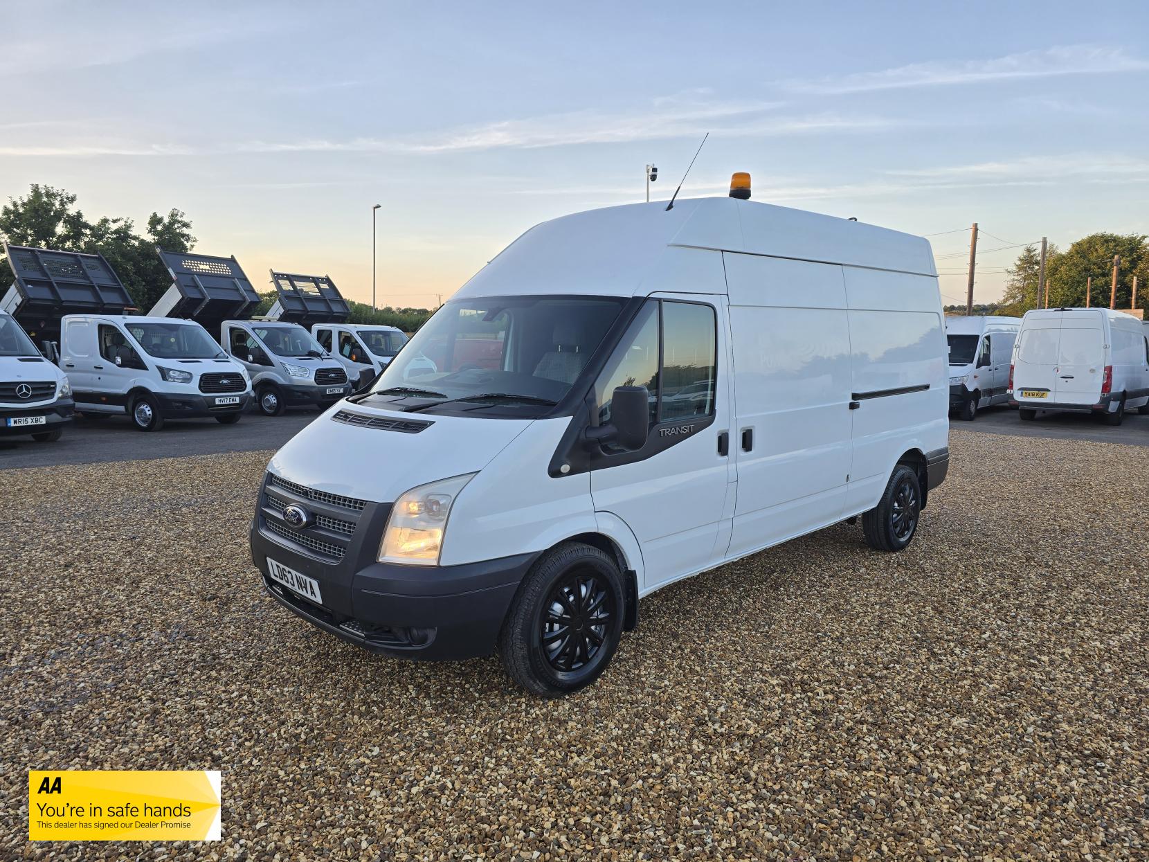 Ford Transit 2.2 TDCi 350 Panel Van 3dr Diesel Manual RWD L3 H3 (224 g/km, 98 bhp)