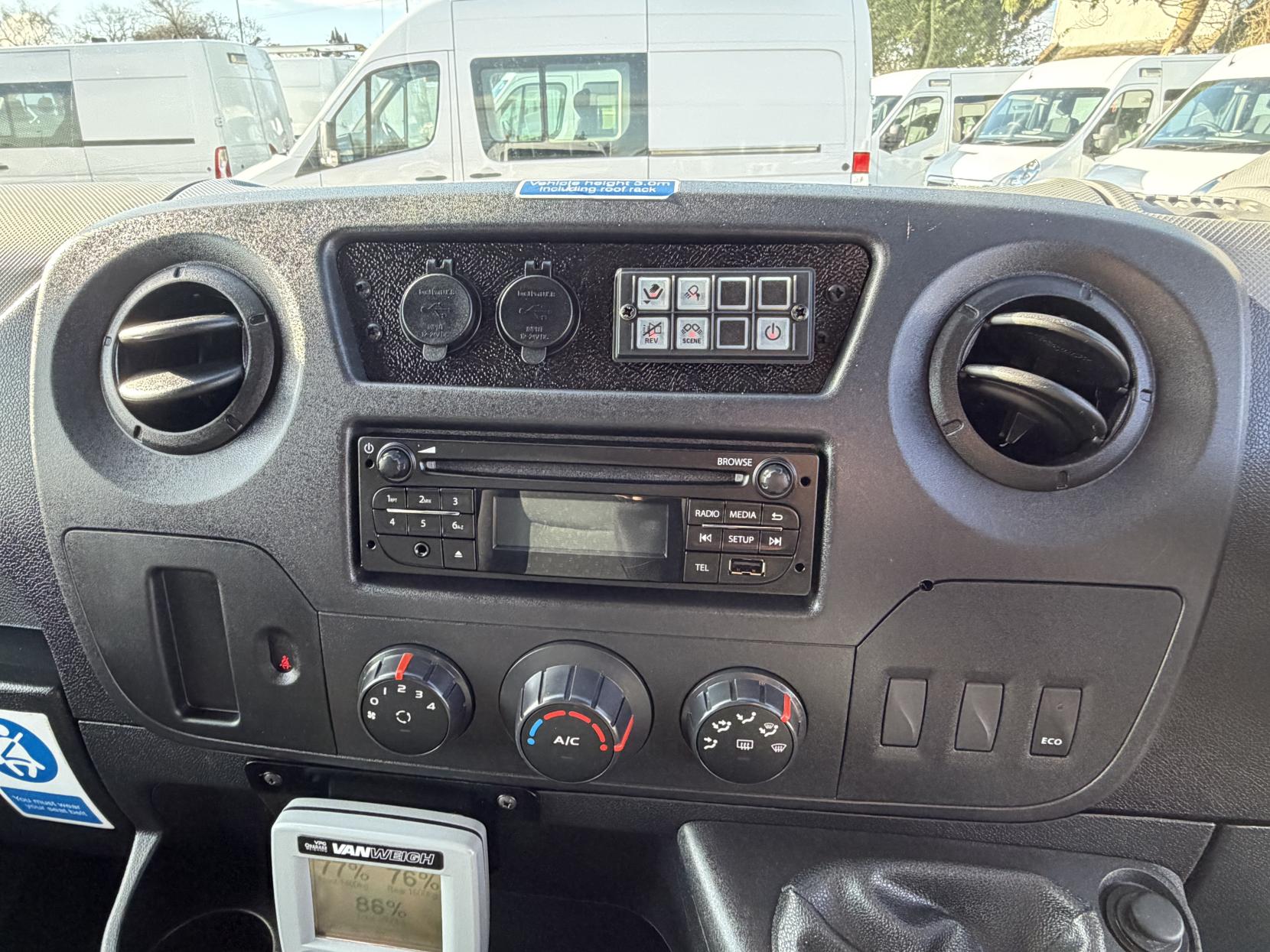 Vauxhall Movano 2.3 CDTi 3500 Panel Van 5dr Diesel Manual FWD L2 H2 Euro 6 (130 ps)