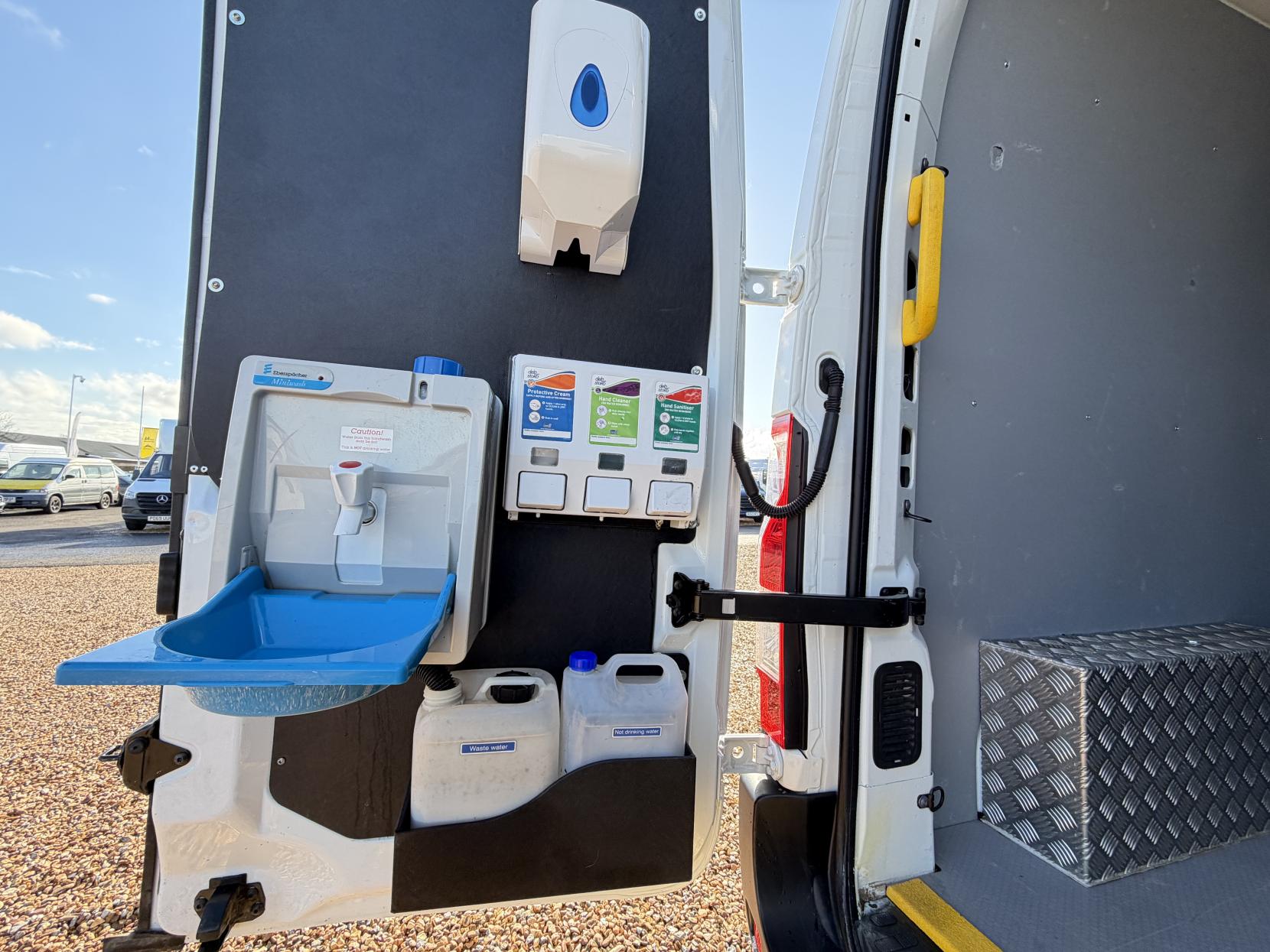 Vauxhall Movano 2.3 CDTi 3500 Panel Van 5dr Diesel Manual FWD L2 H2 Euro 6 (130 ps)