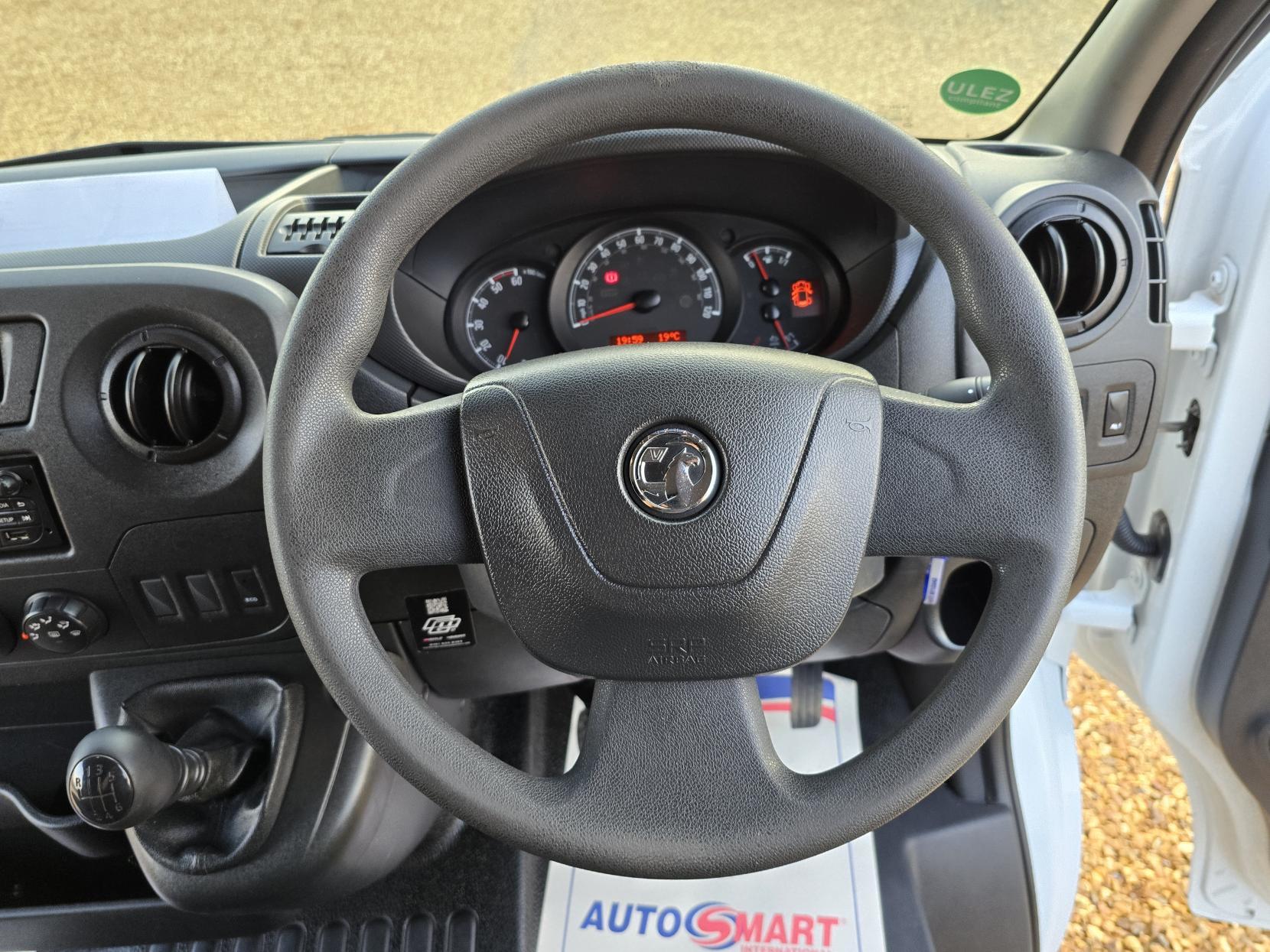 Vauxhall Movano 2.3 CDTi 2800 Panel Van 5dr Diesel Manual FWD L1 H1 Euro 6 (110 ps)
