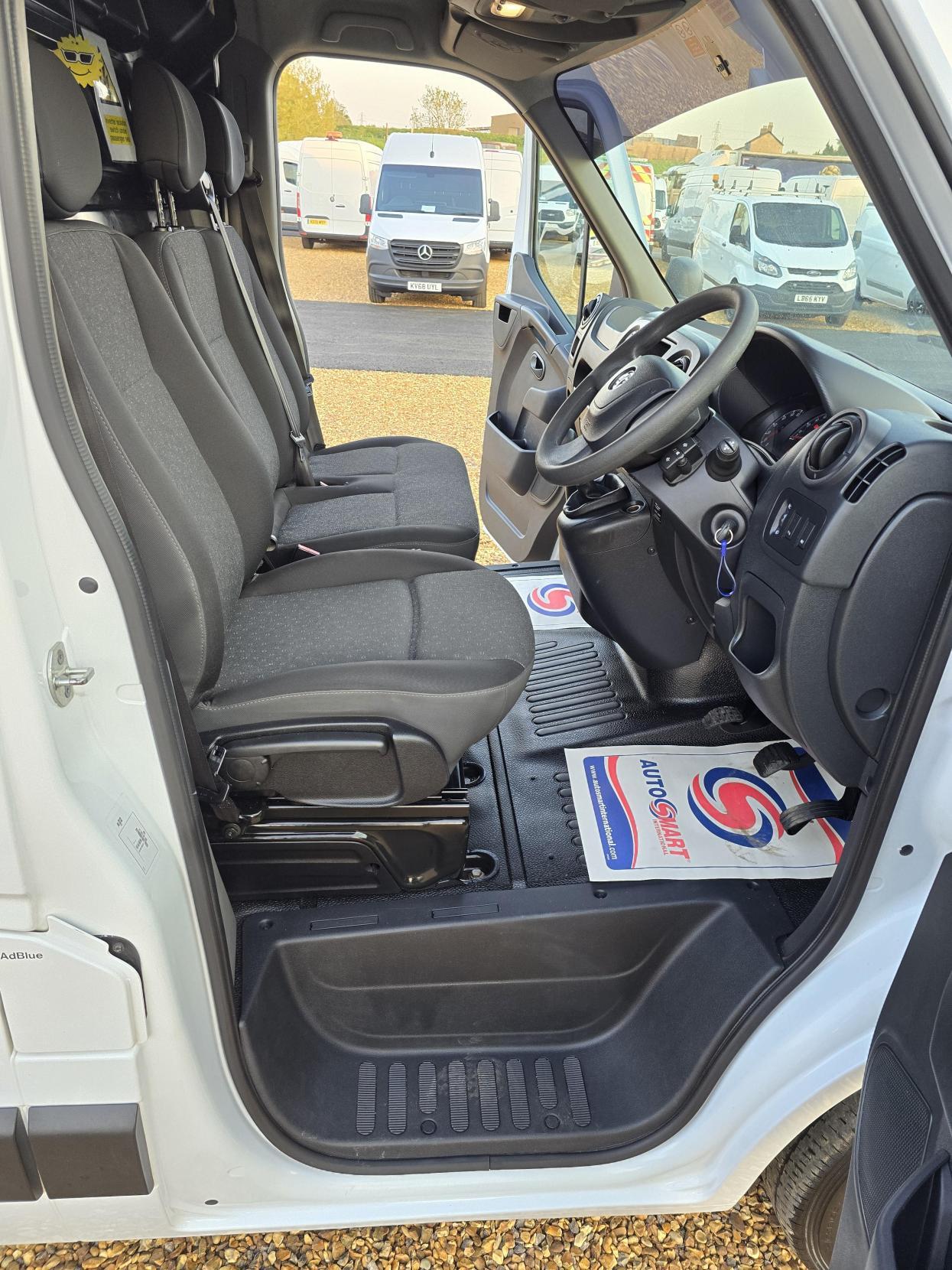 Vauxhall Movano 2.3 CDTi 2800 Panel Van 5dr Diesel Manual FWD L1 H1 Euro 6 (110 ps)
