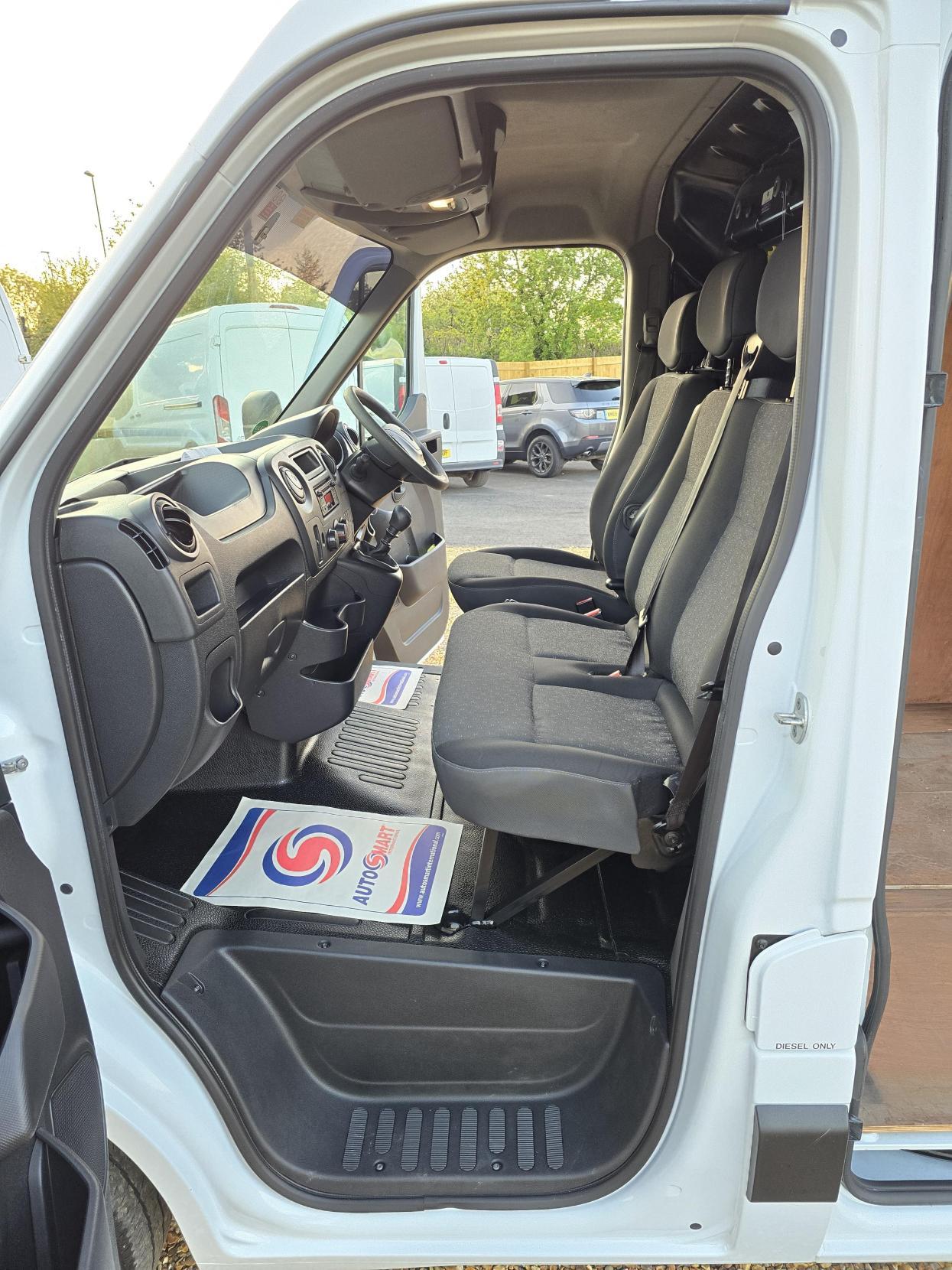 Vauxhall Movano 2.3 CDTi 2800 Panel Van 5dr Diesel Manual FWD L1 H1 Euro 6 (110 ps)