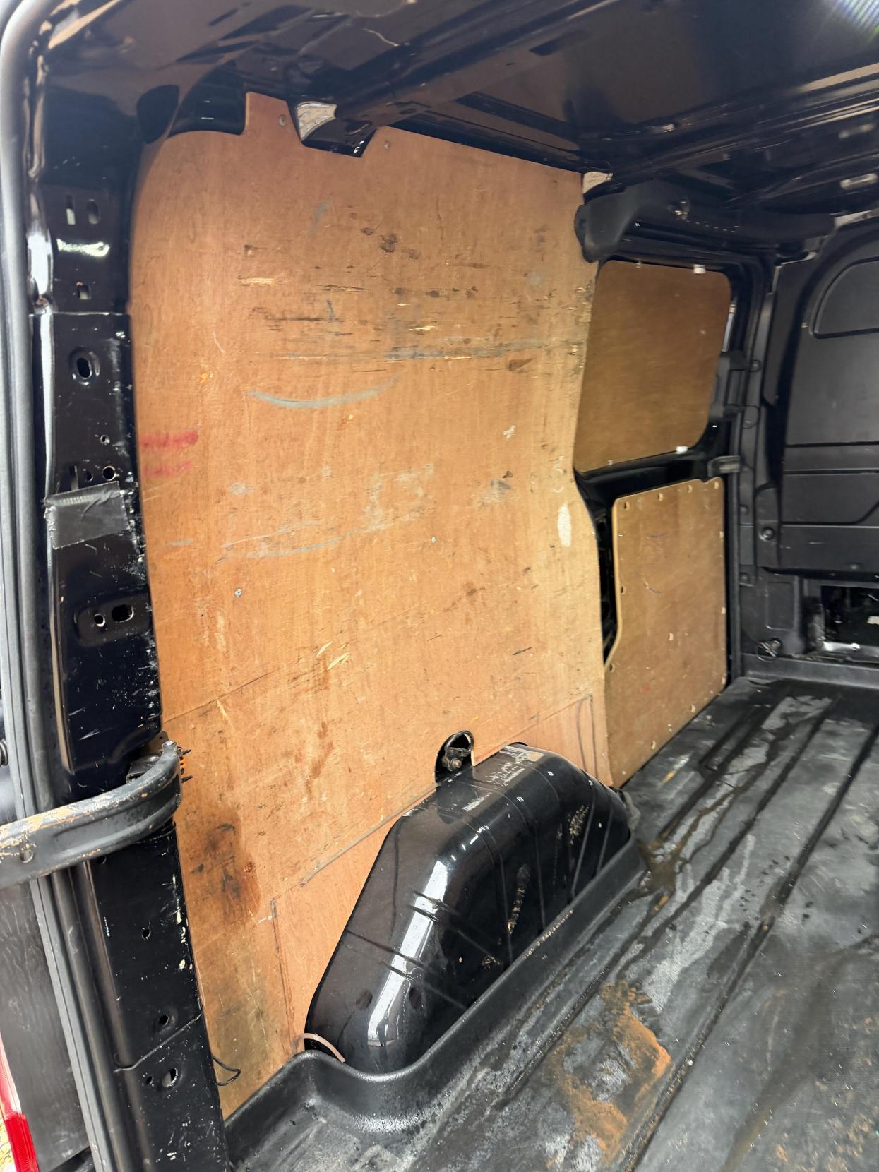 Ford Transit Custom 2.0 TDCi 270 Limited Panel Van 5dr Diesel Manual L1 H1 (157 g/km, 128 bhp)