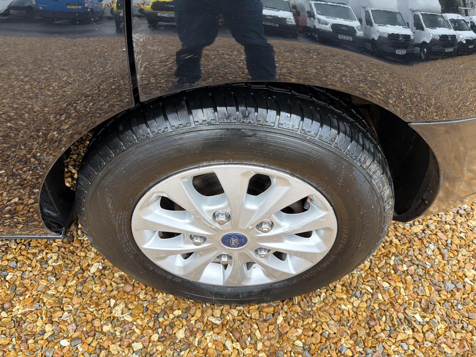 Ford Transit Custom 2.0 TDCi 270 Limited Panel Van 5dr Diesel Manual L1 H1 (157 g/km, 128 bhp)