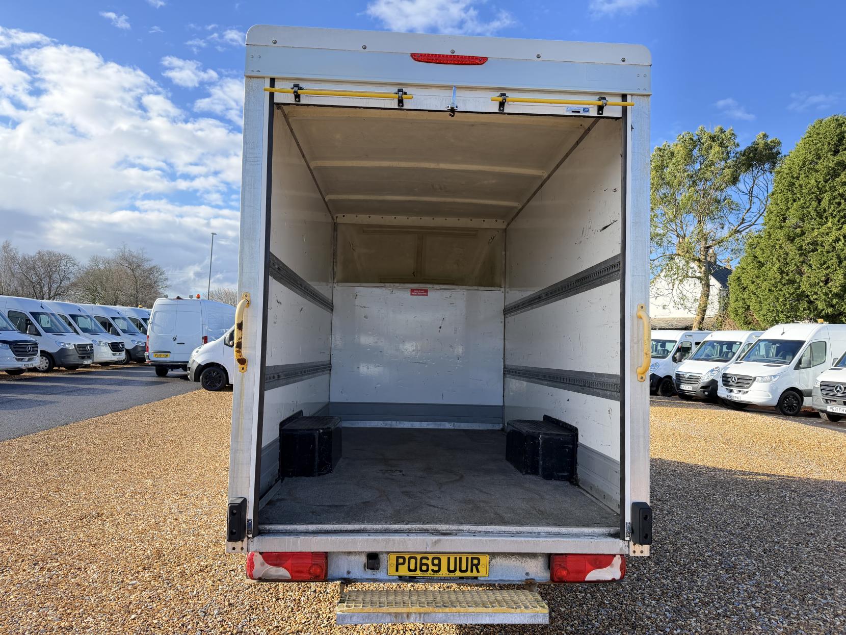 Mercedes-Benz Sprinter 2.1 311 CDI Chassis Cab 2dr Diesel Manual FWD L2 Euro 6 (114 ps)